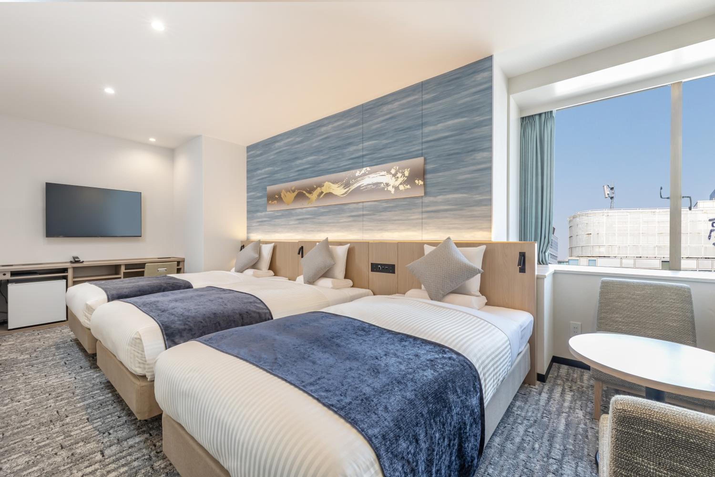 Superior Triple Room photo 2