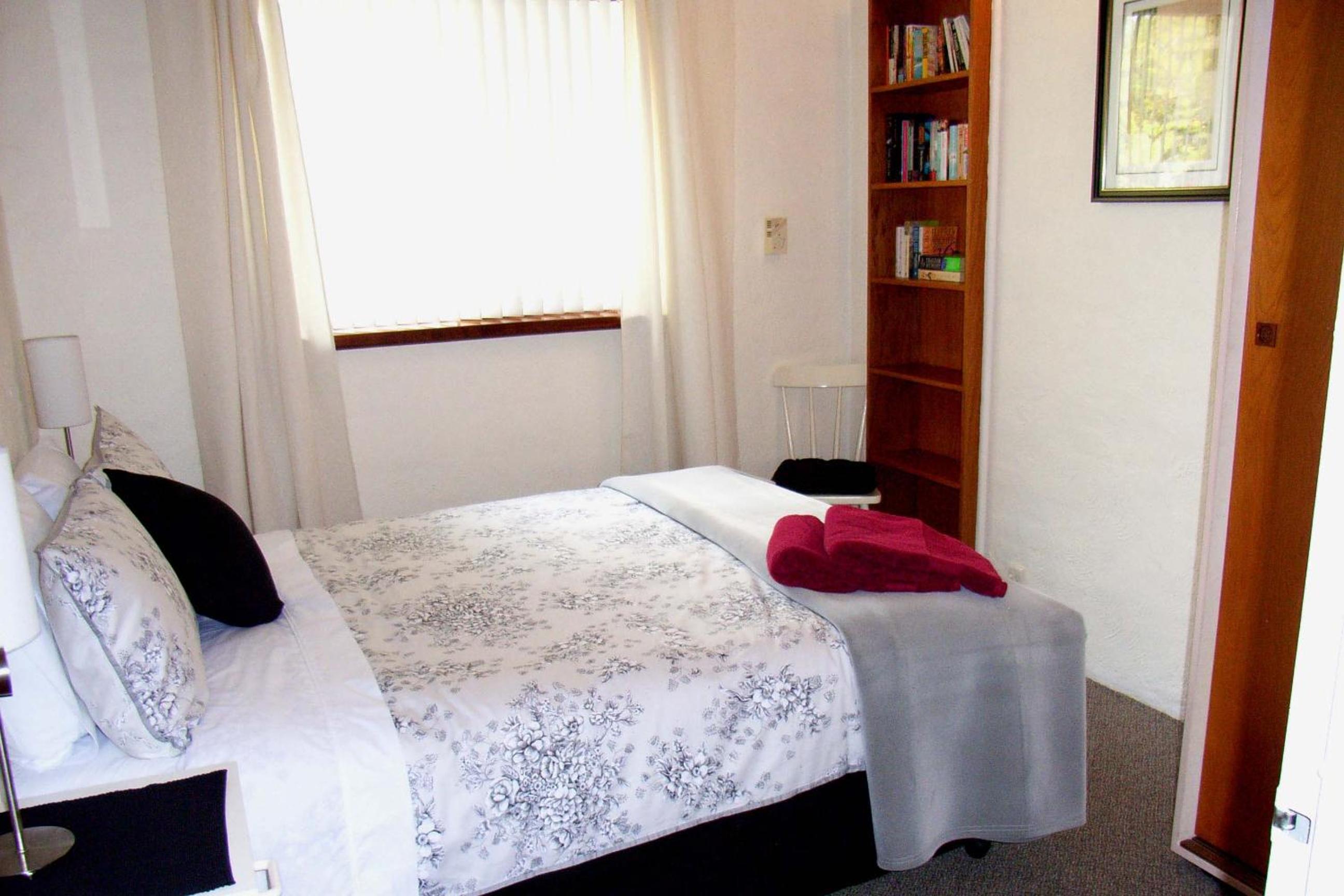 Two-Bedroom Apartment photo 2