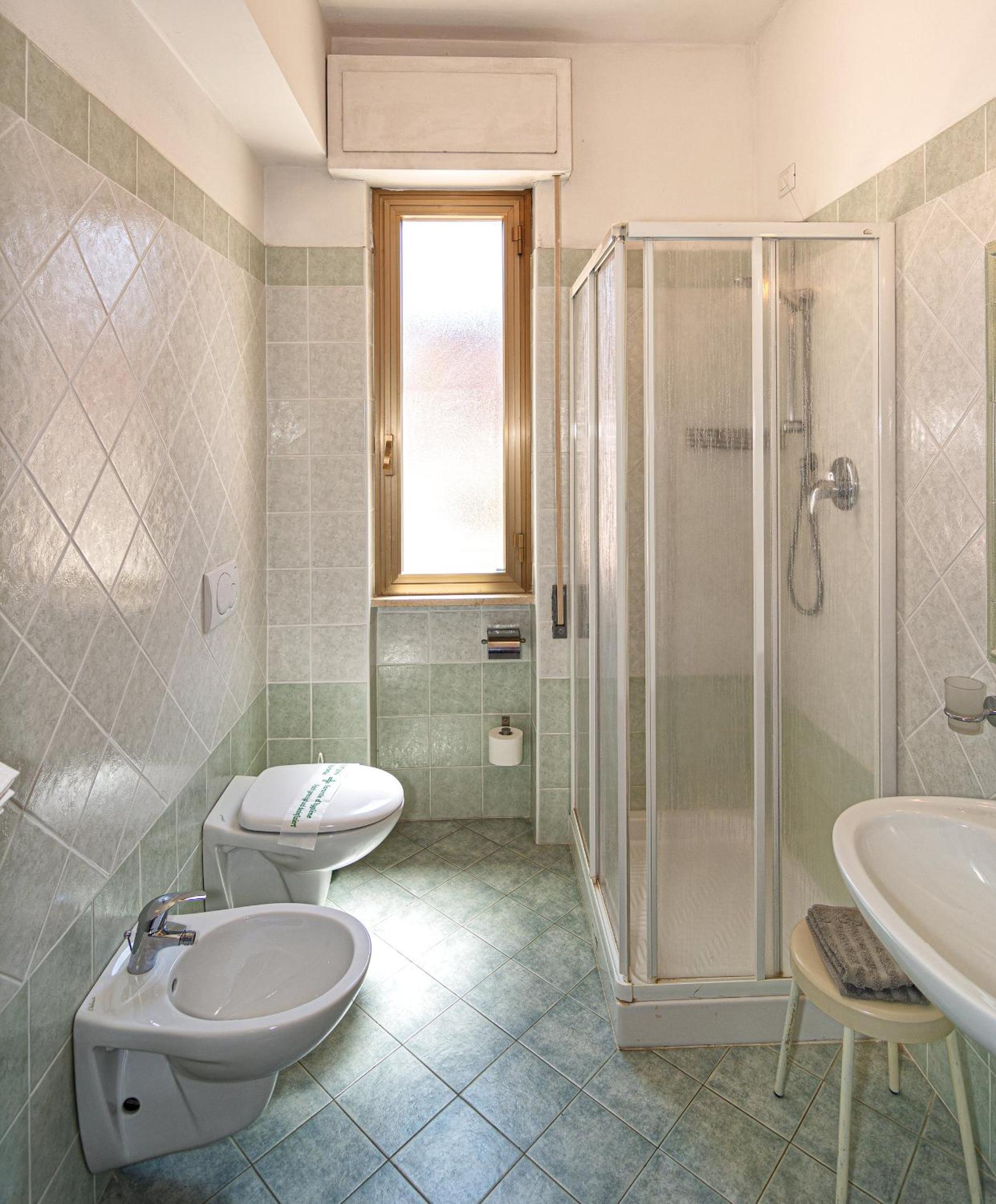 Deluxe Triple Room photo 3