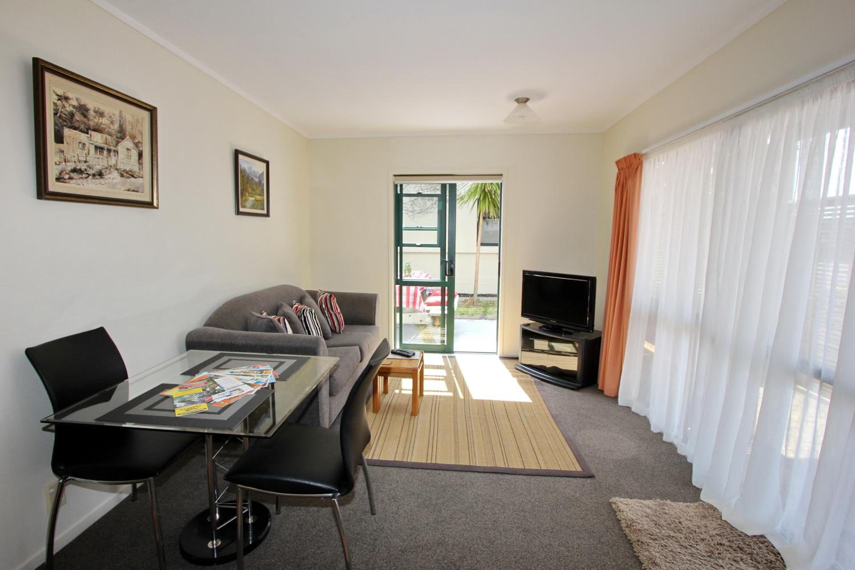 Standard Double Room - Ground Foor - 11 photo 1
