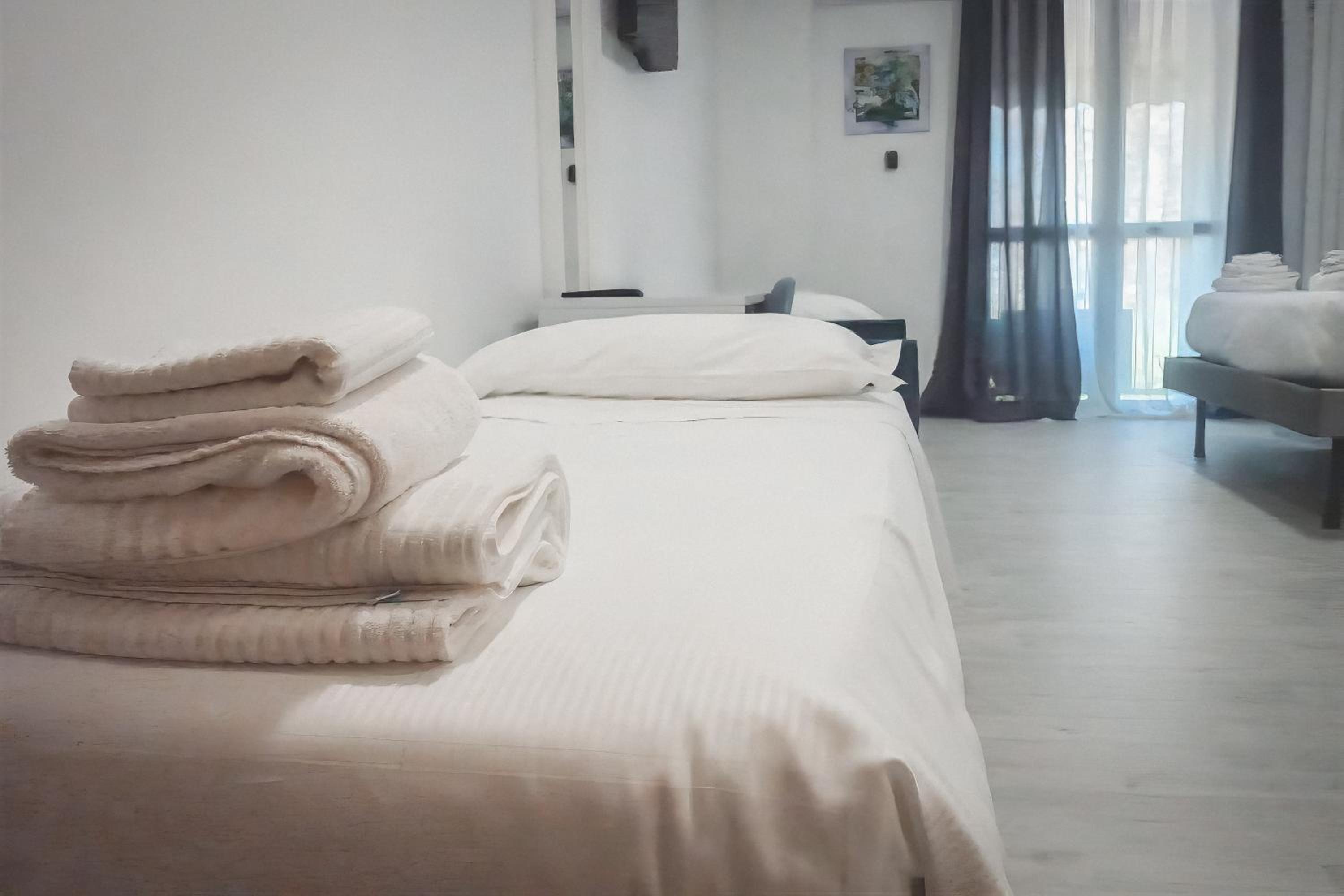 Quadruple Room - Photo 1