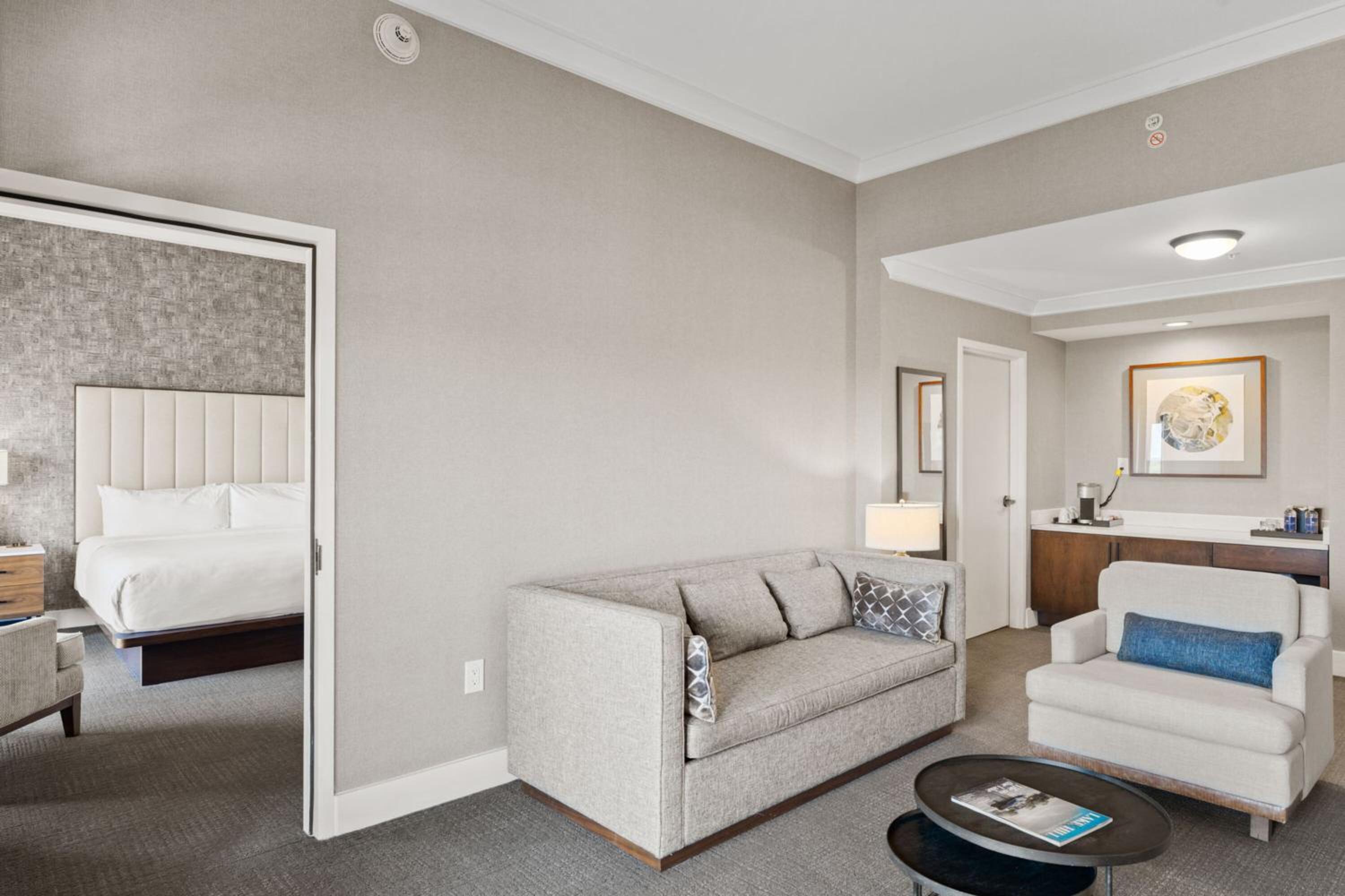 Magnolia Suite - Photo 3