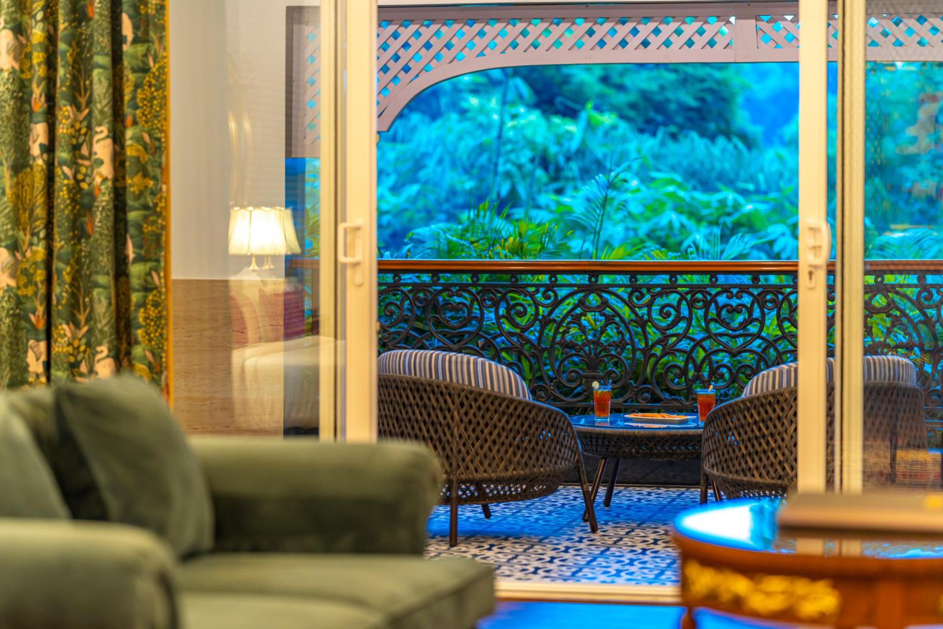Regent Villa - 10% Discount on Laundry and F&B, Welcome Refreshments and High Tea, Welcome Drink on Arrival