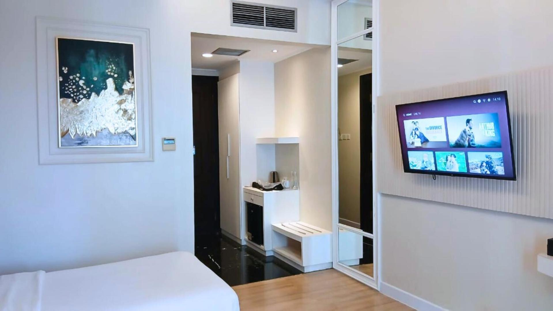 Deluxe Suite
