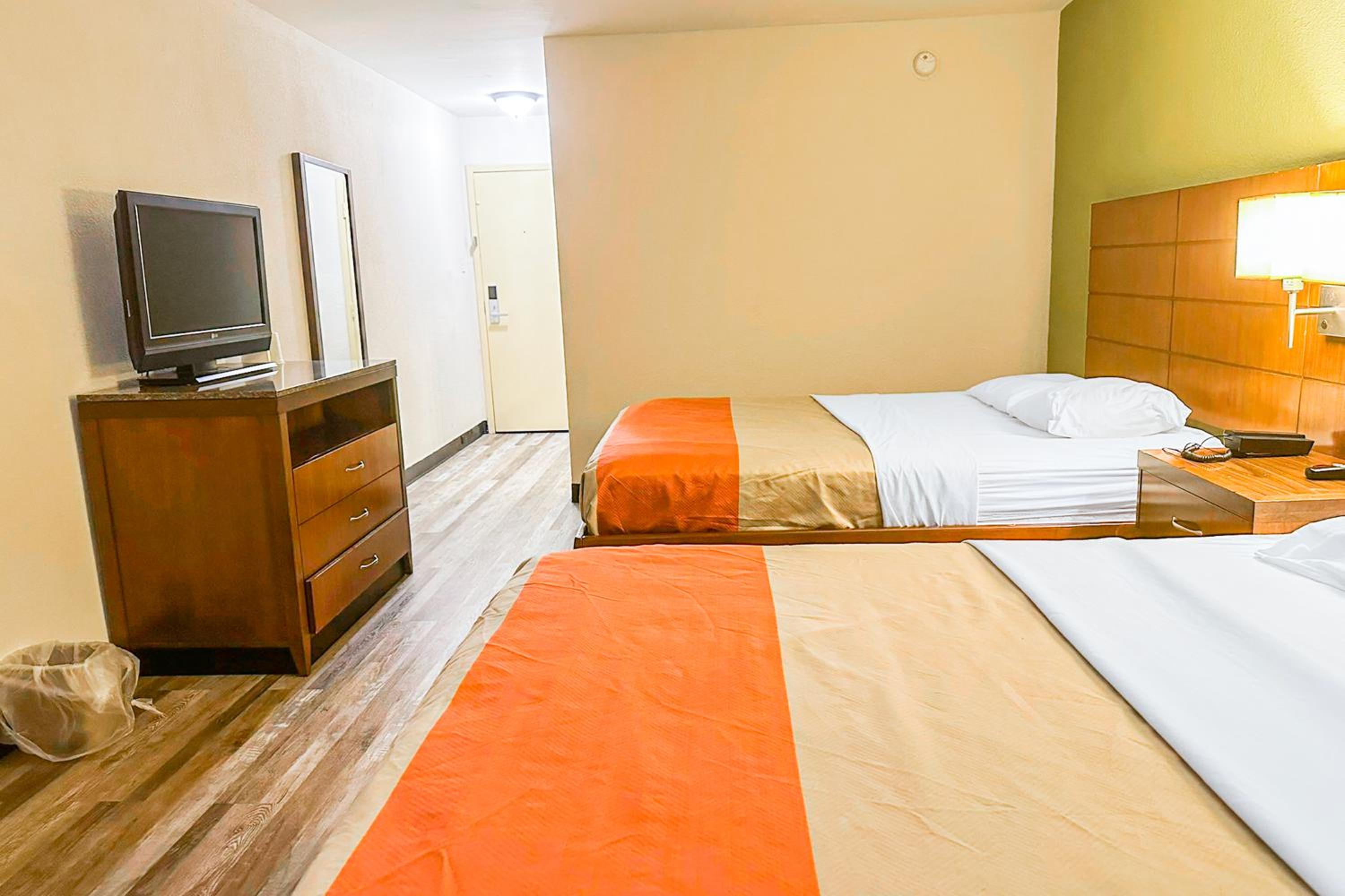 2 Full Bed Smoking - Photo 4