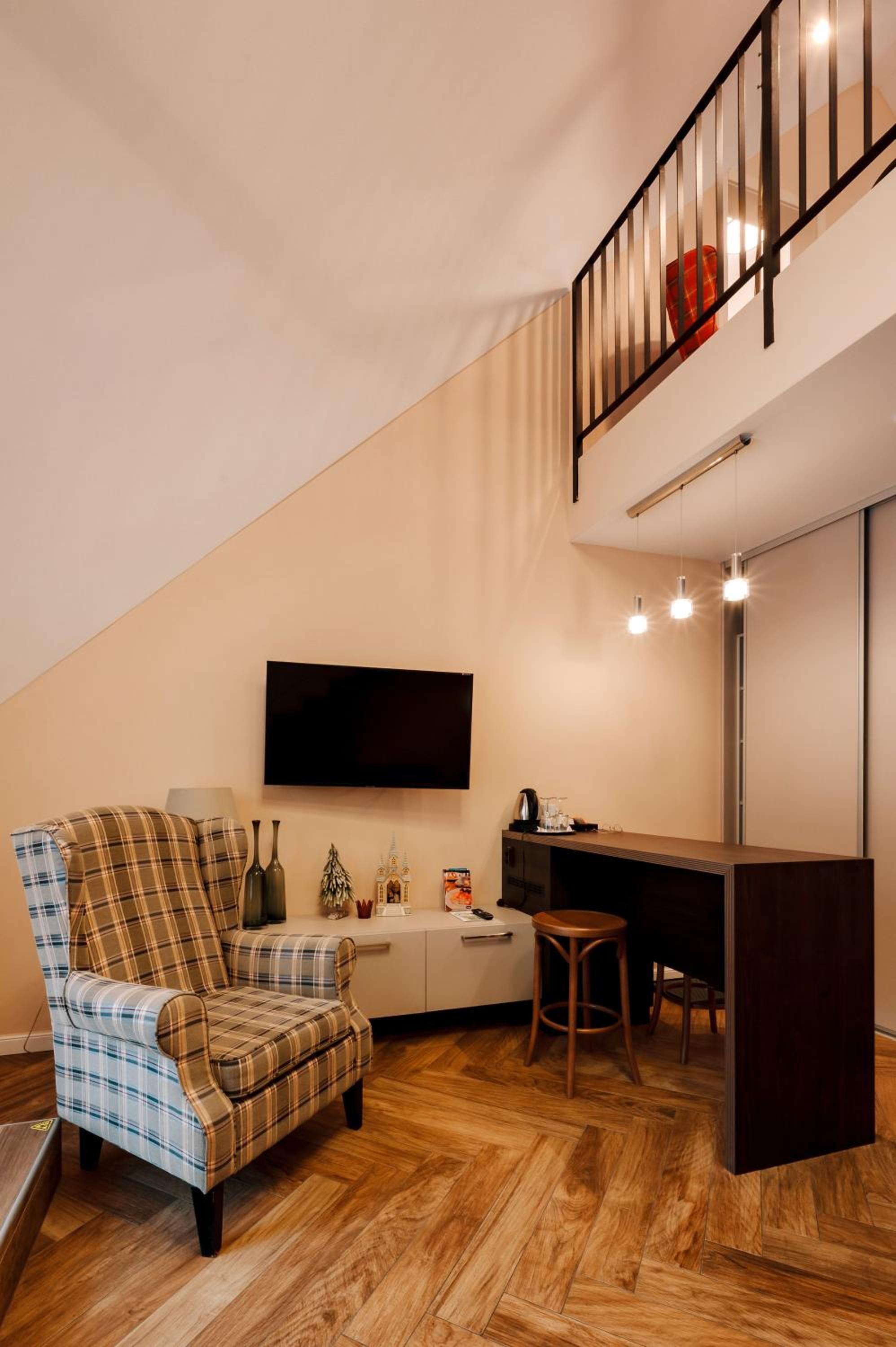 One-Bedroom Apartment with Terrace
