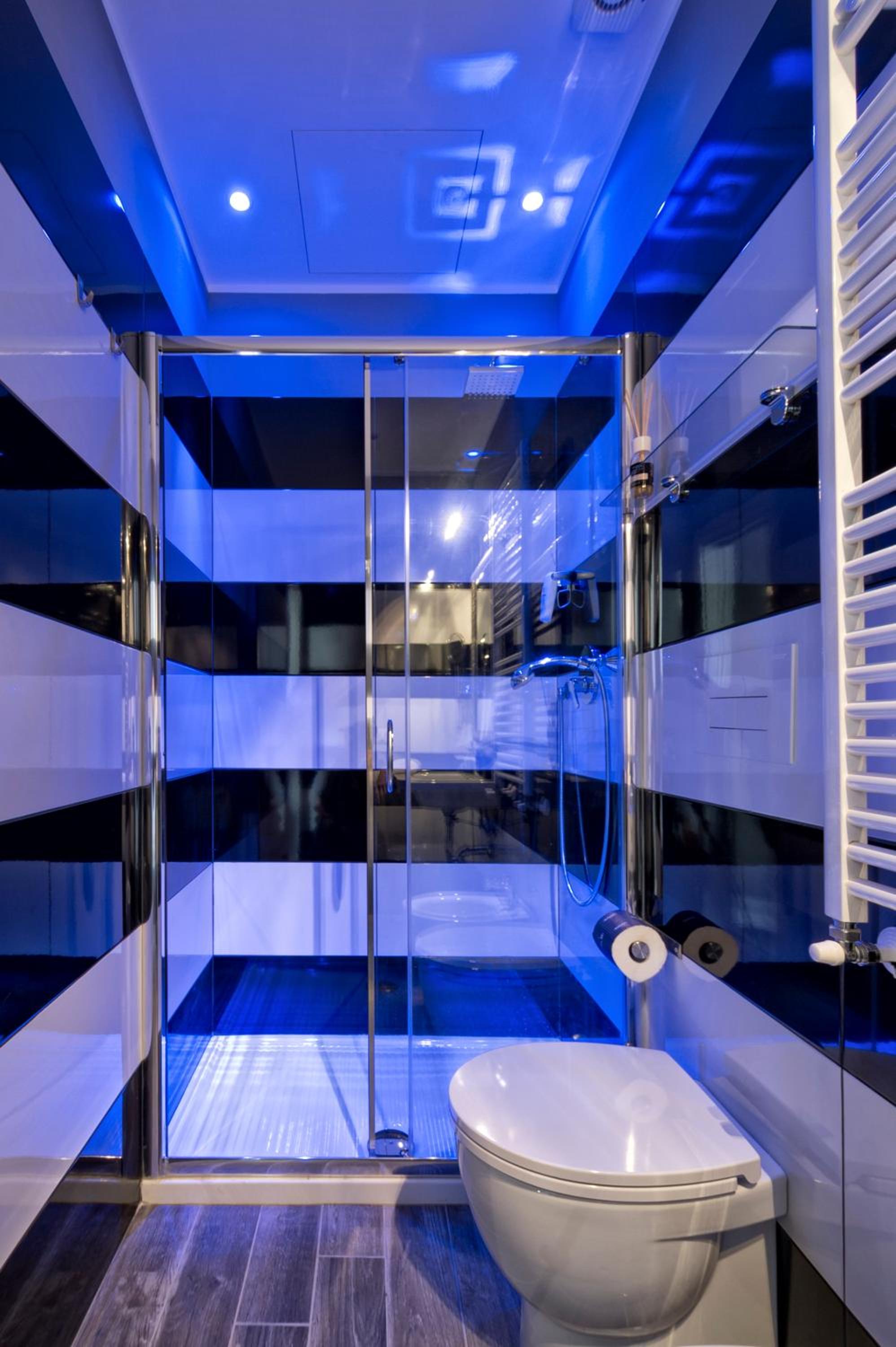 Elegant Double Room photo 3