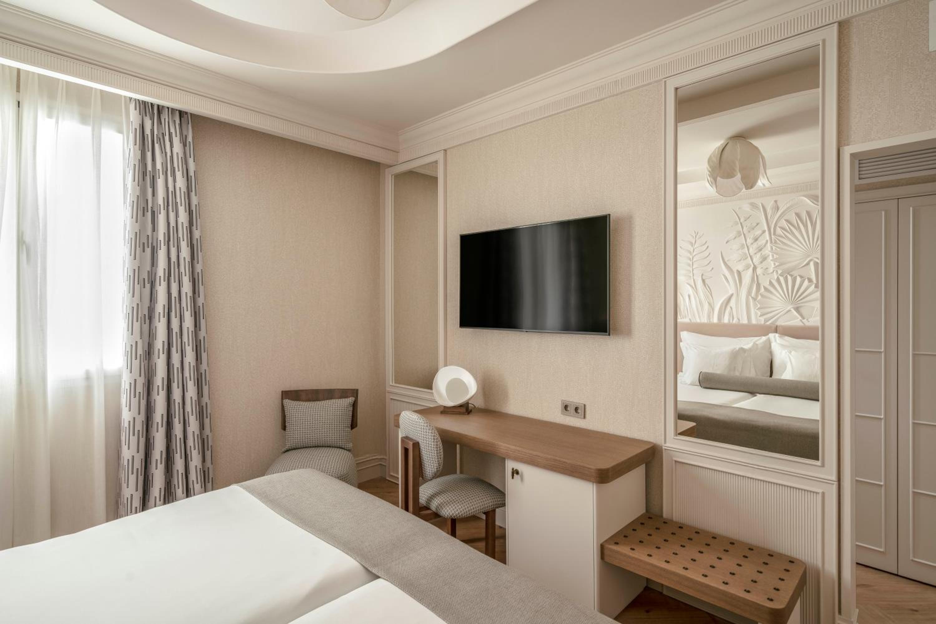 Vincci Room