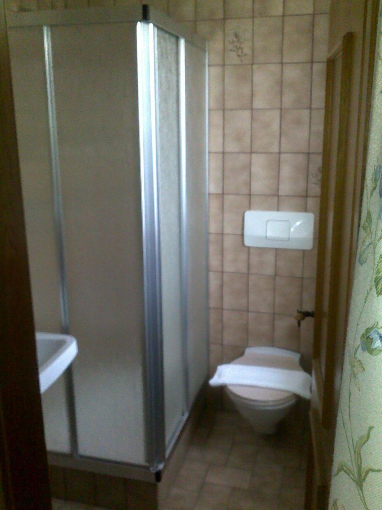 Single Room with Balcony no kitchen photo 3
