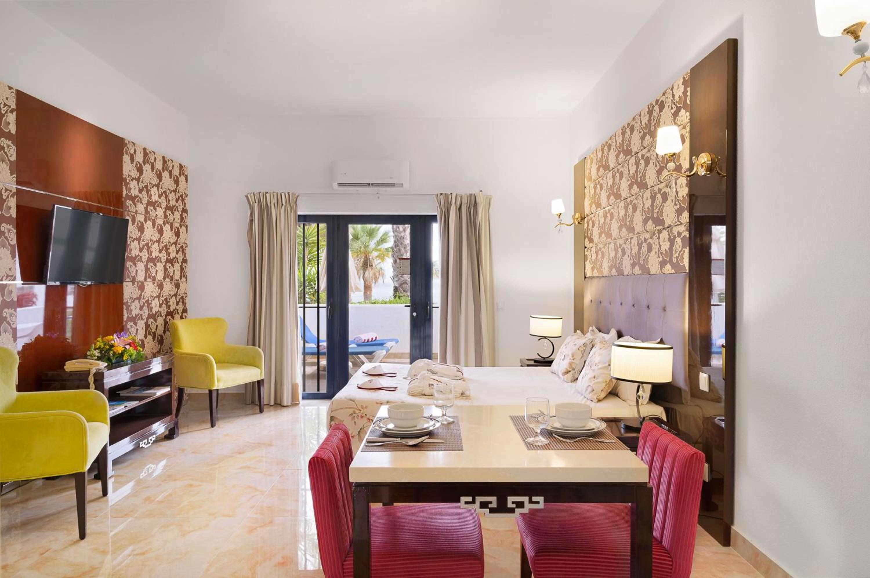 Deluxe Studio Apartment - All Inclusive Signature 24h