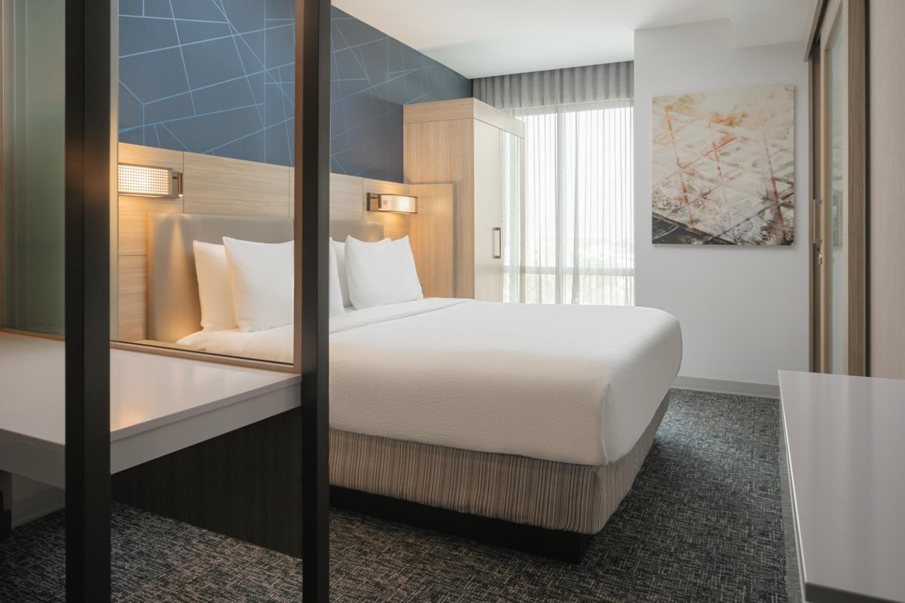 King Suite - Hearing Accessible
