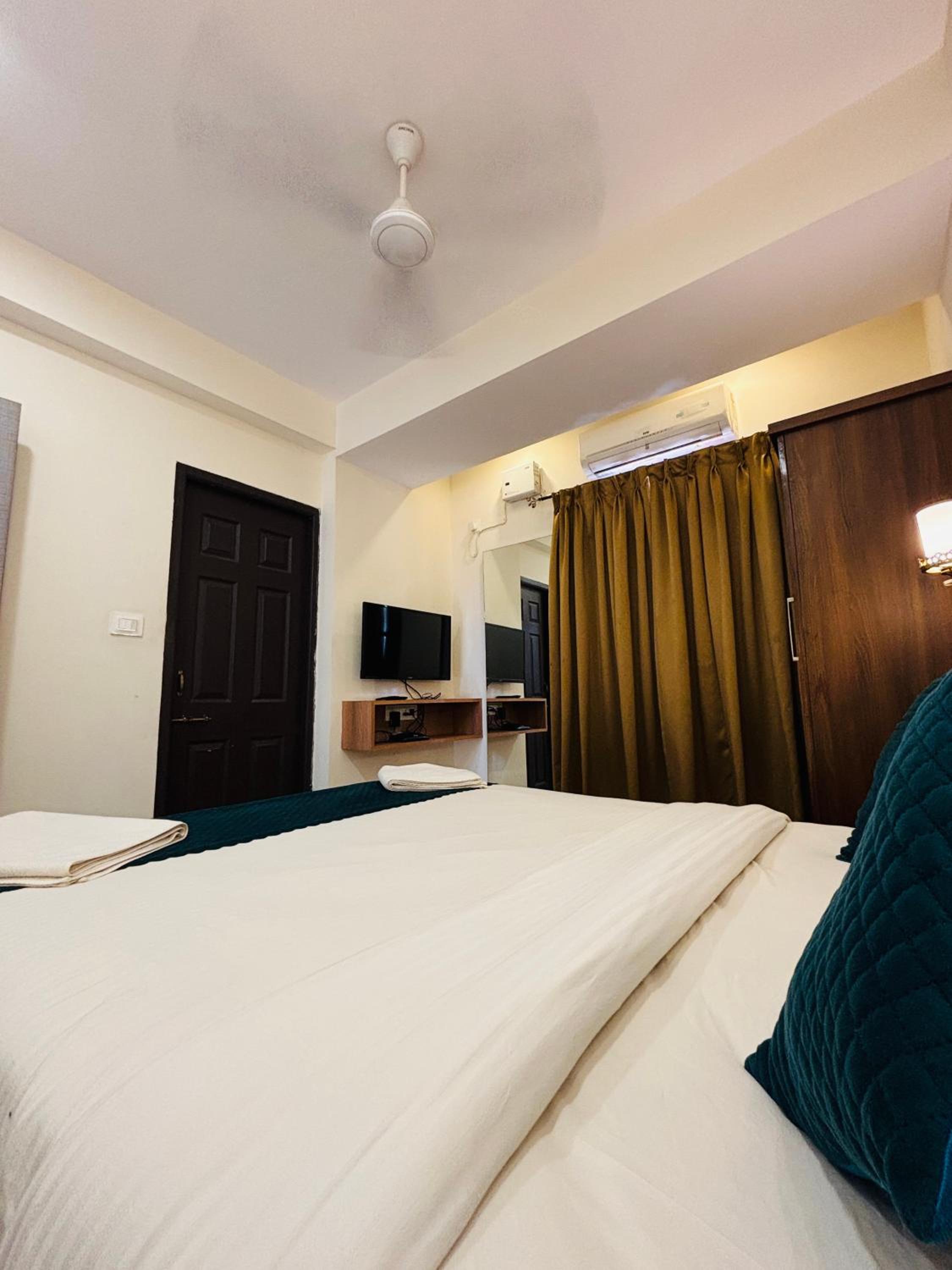 Standard Double Room photo 3