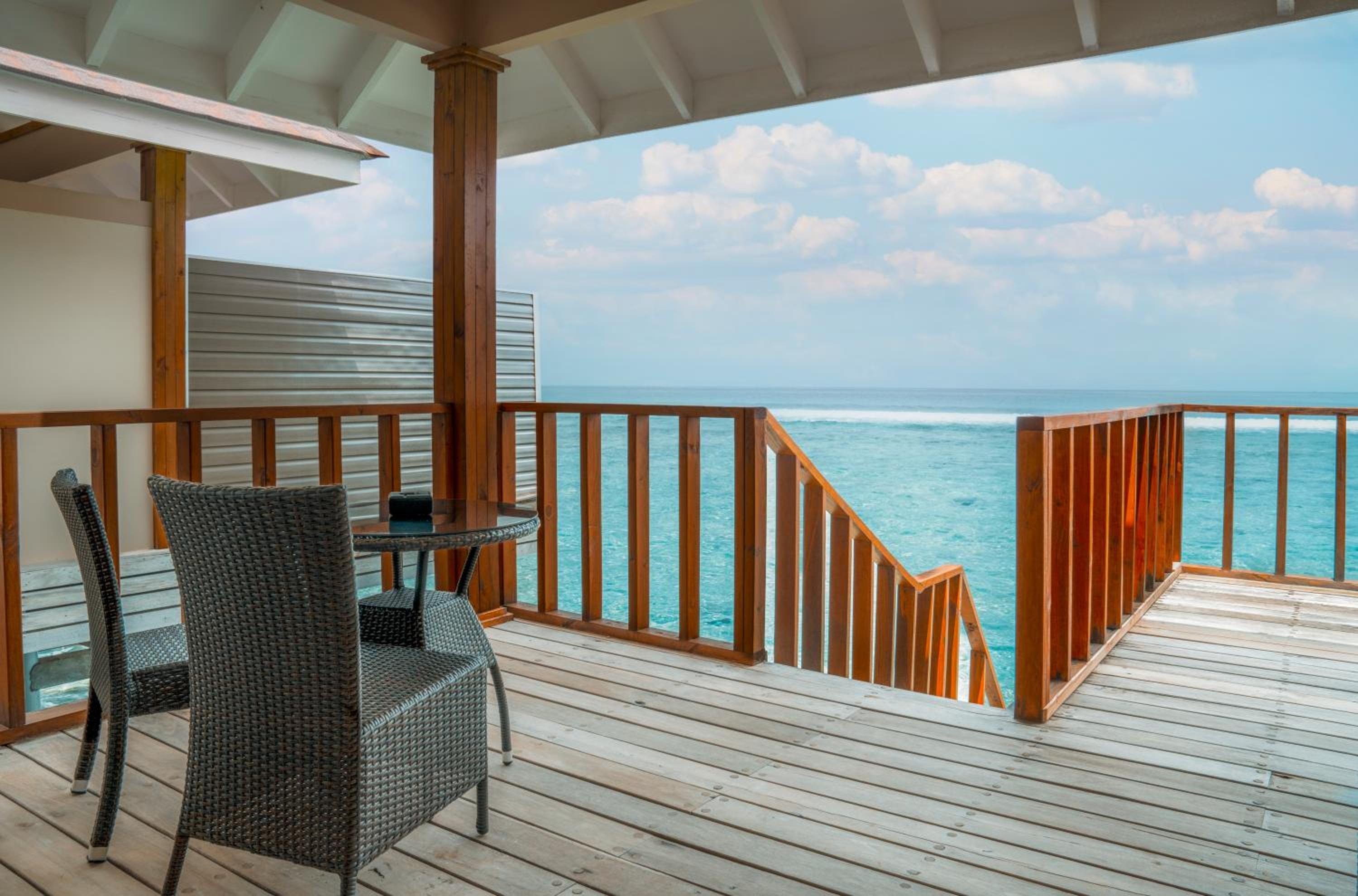 Deluxe Water Villa - Photo 2