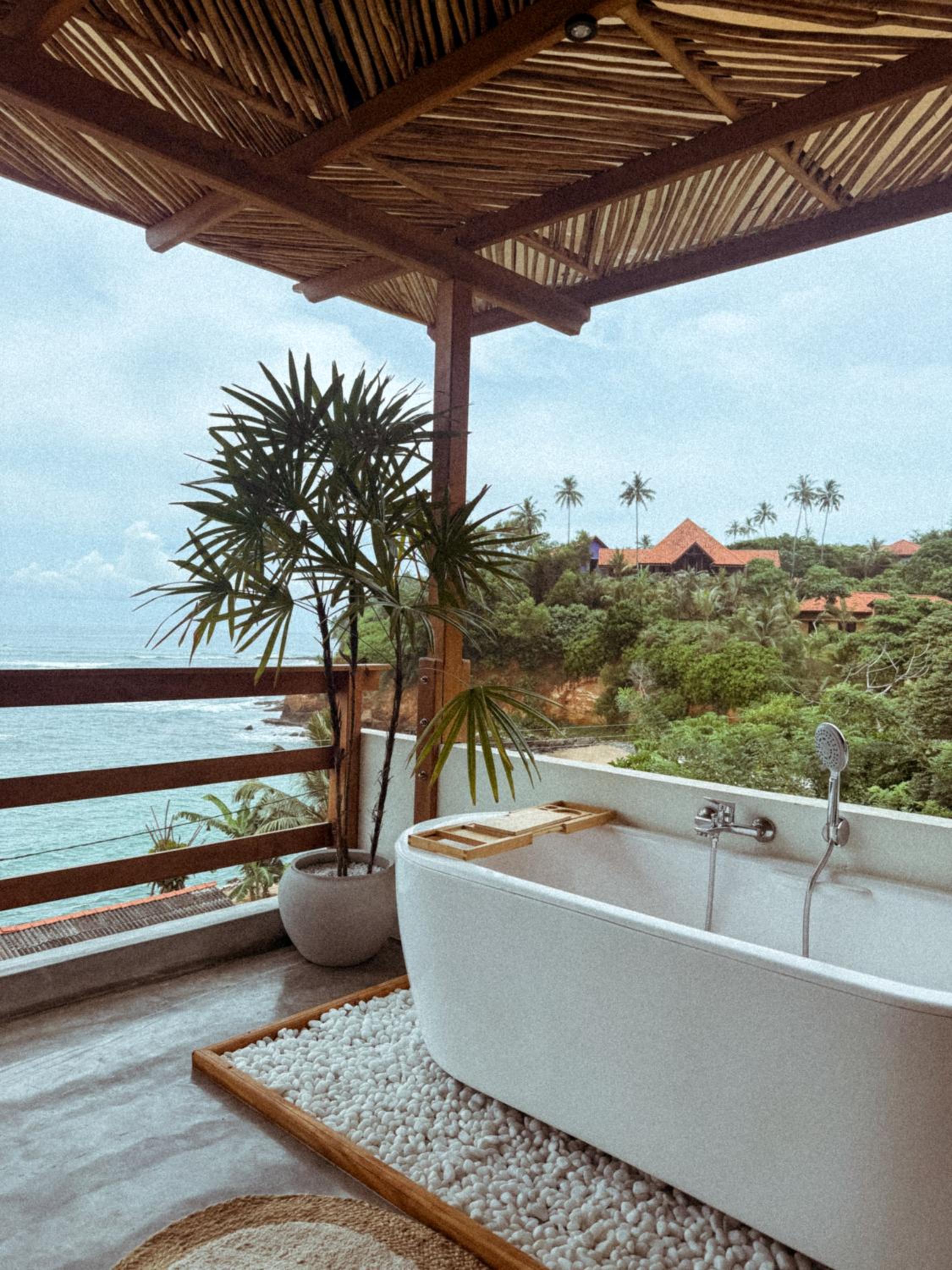 Suite with Hot Tub
