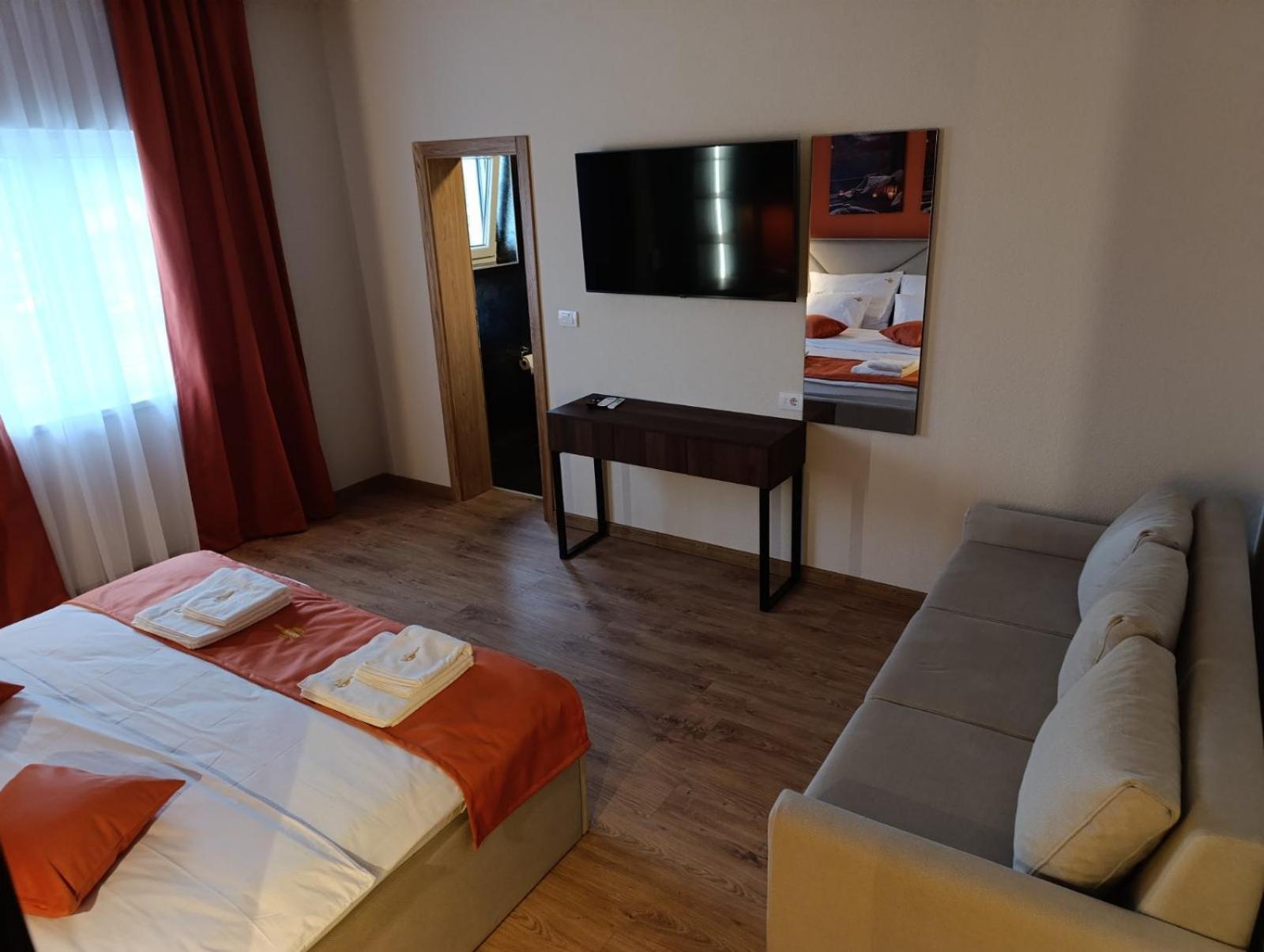Superior Double or Twin Room photo 2