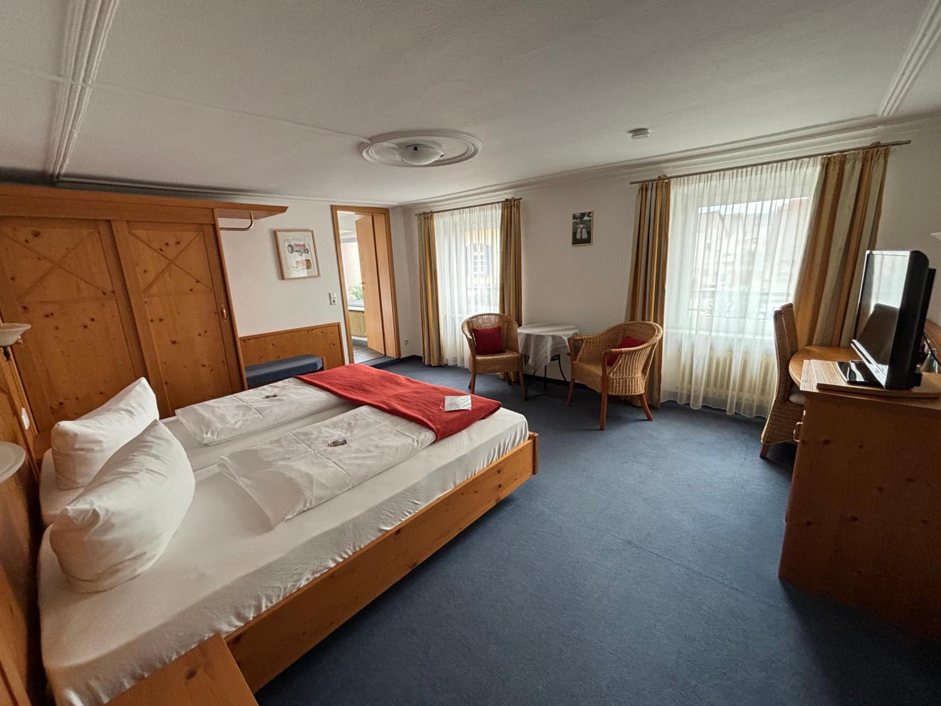 Budget Double Room photo 2