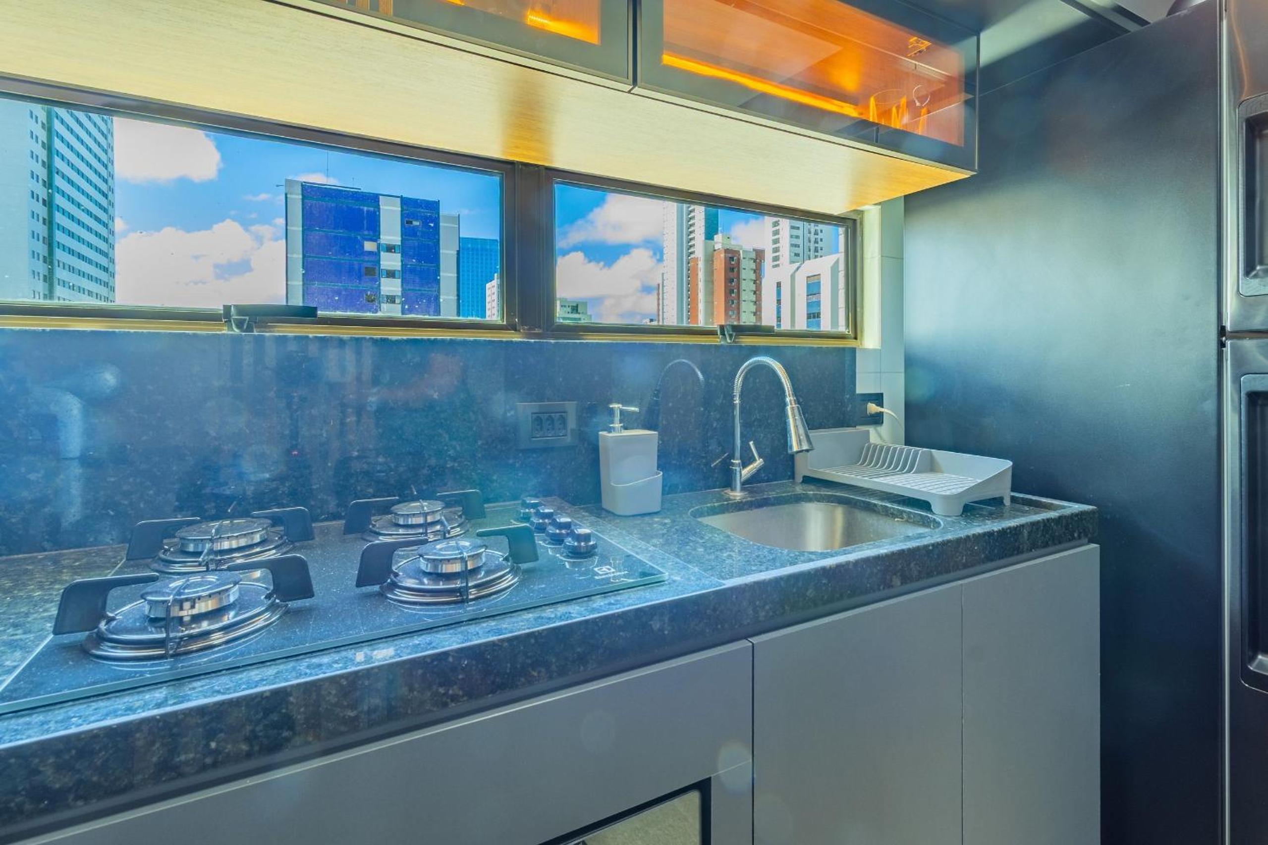 Apartment with City View photo 3