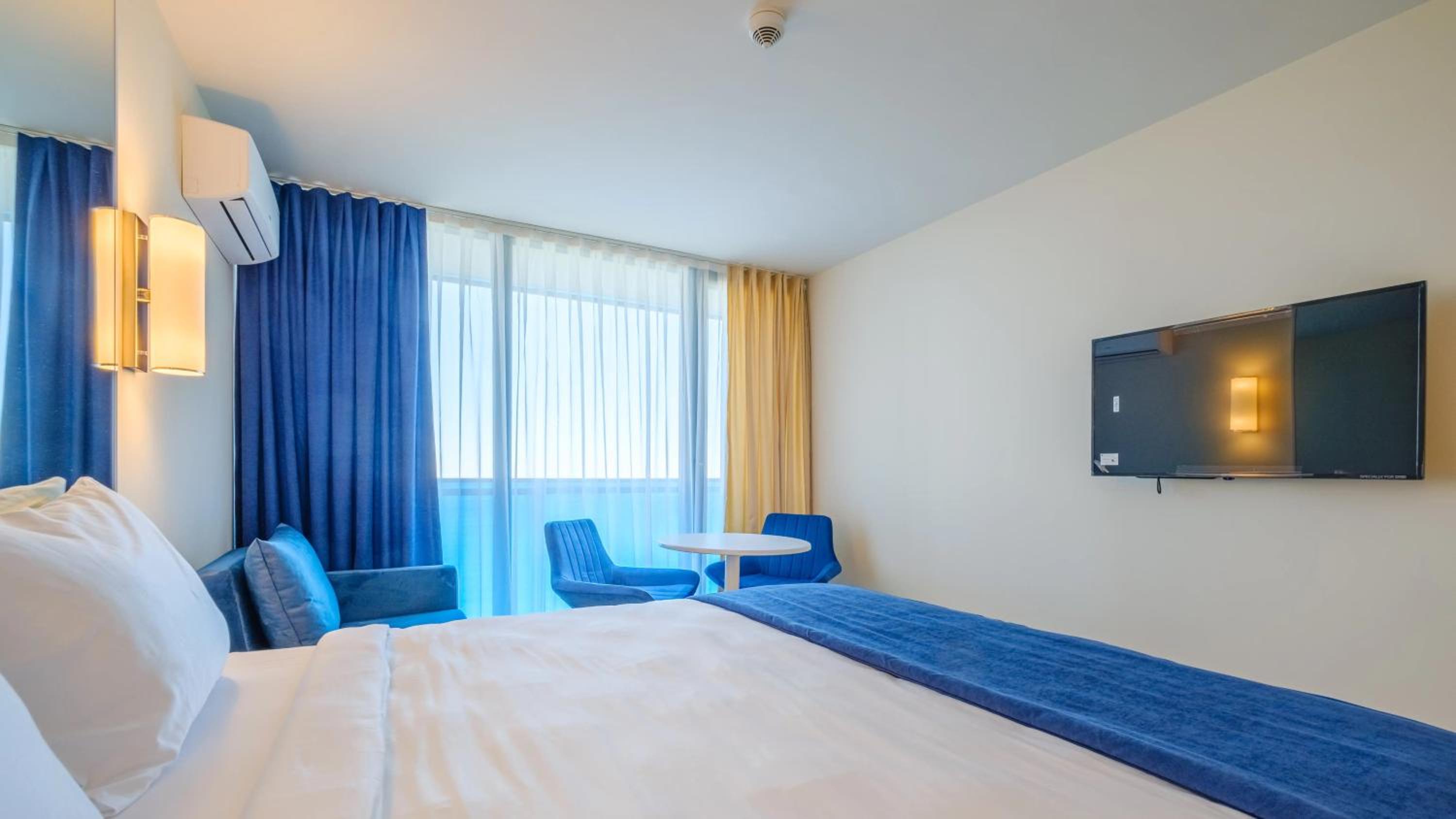 Suite with Sea View - Photo 8