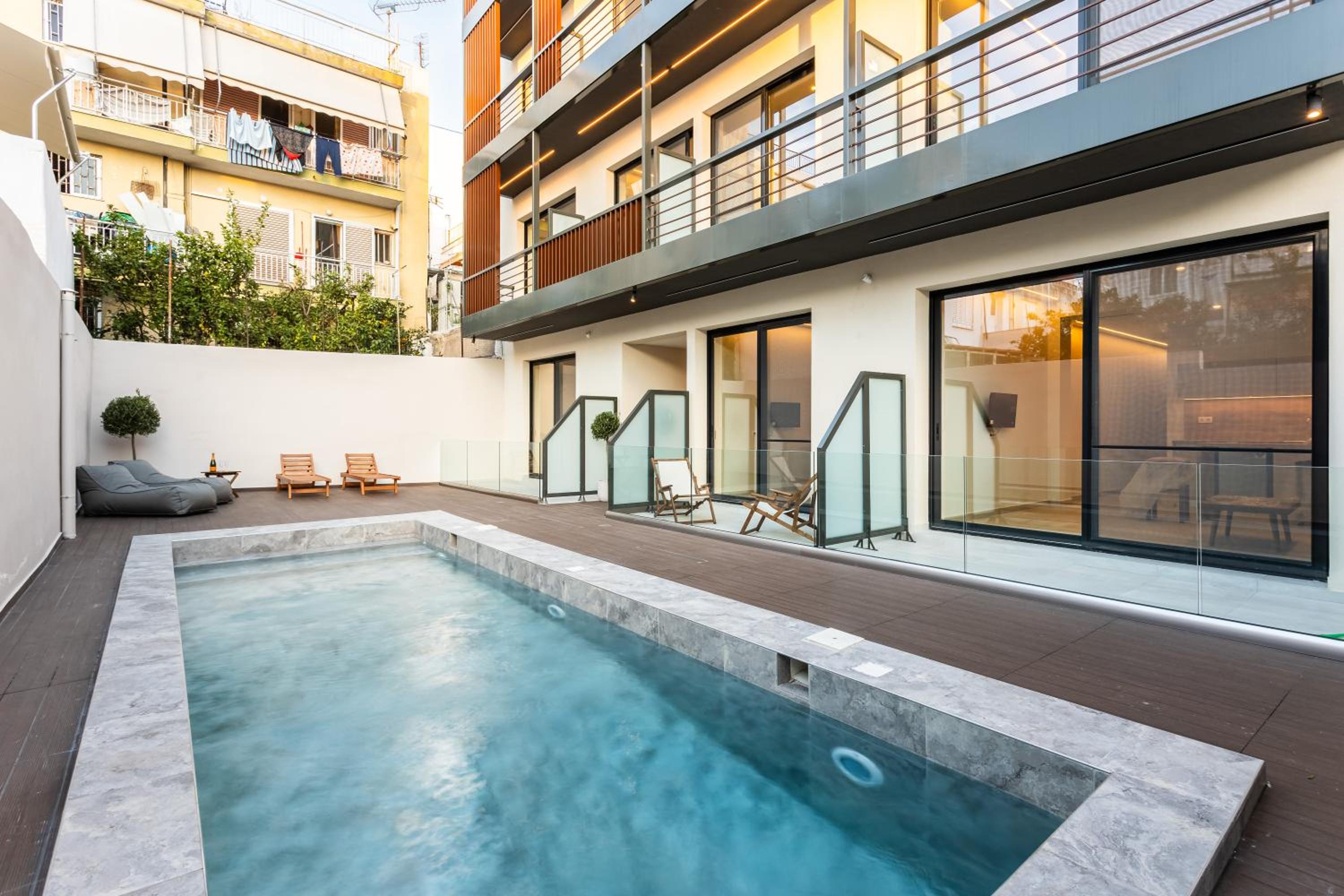 Suite with Pool View