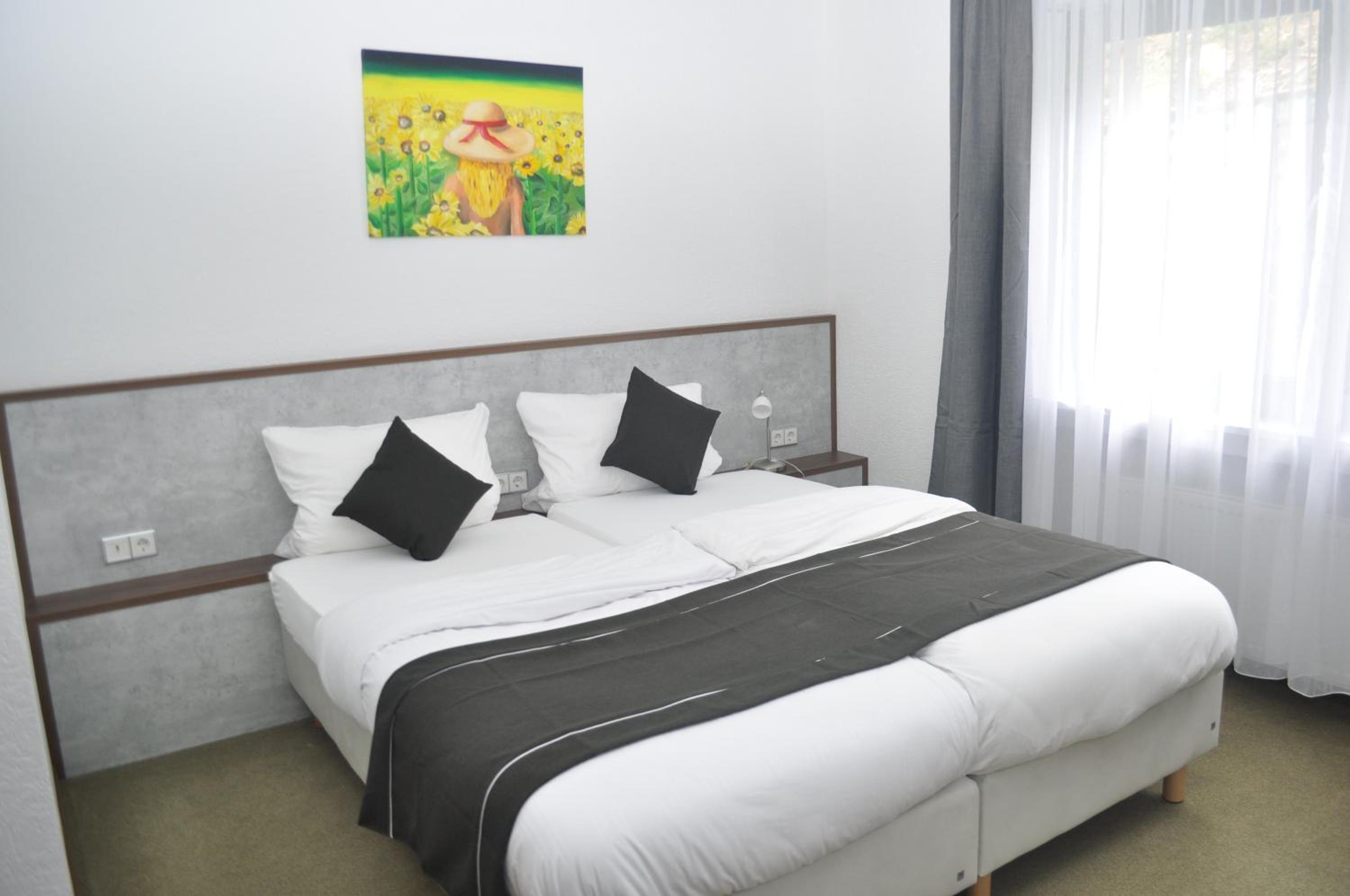 Double Room with Balcony photo 2