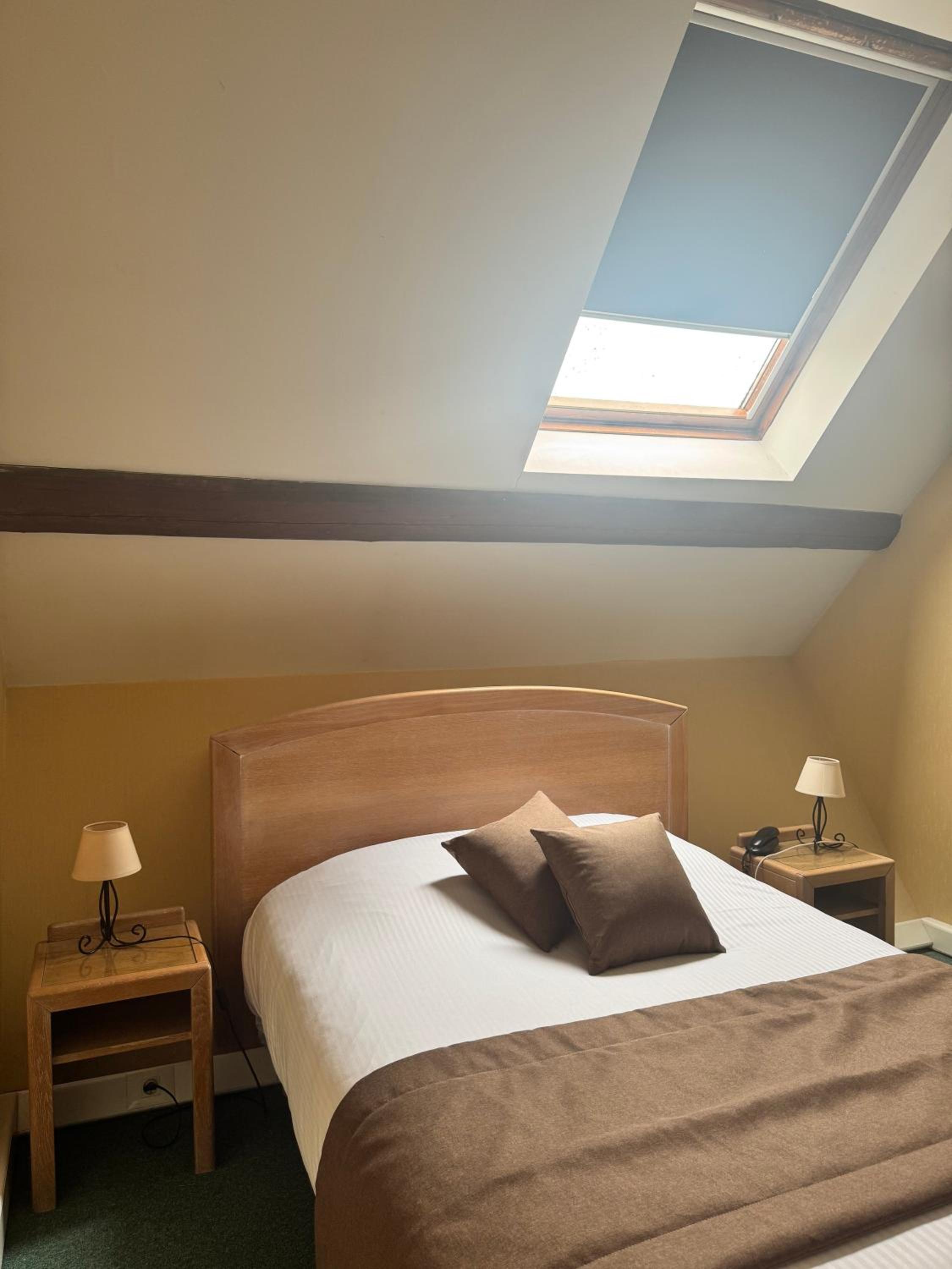 Attic Duplex Room with stairs photo 3