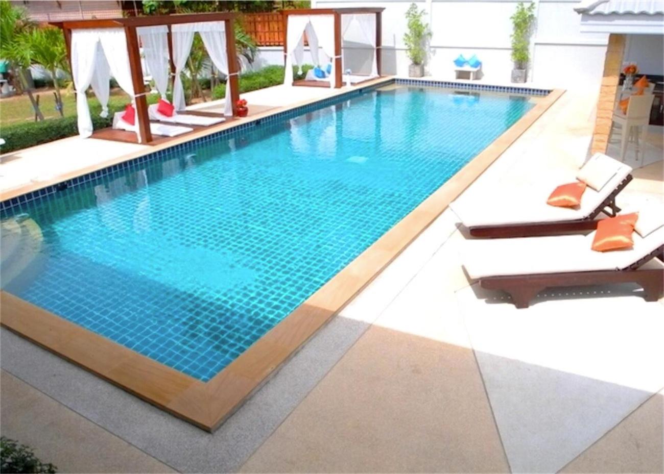 Villa With Garden View photo 3