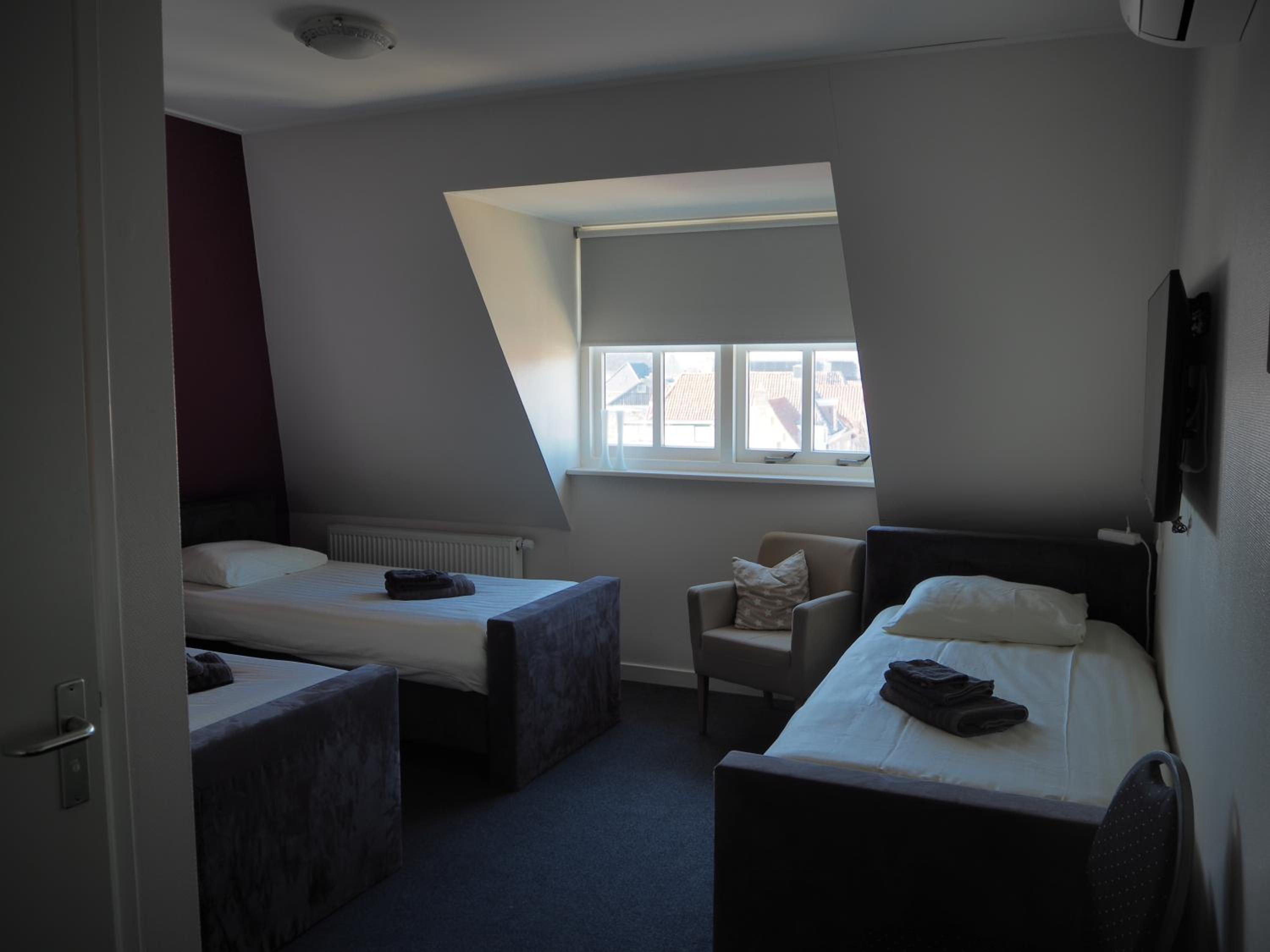 Deluxe Triple Room - Photo 2