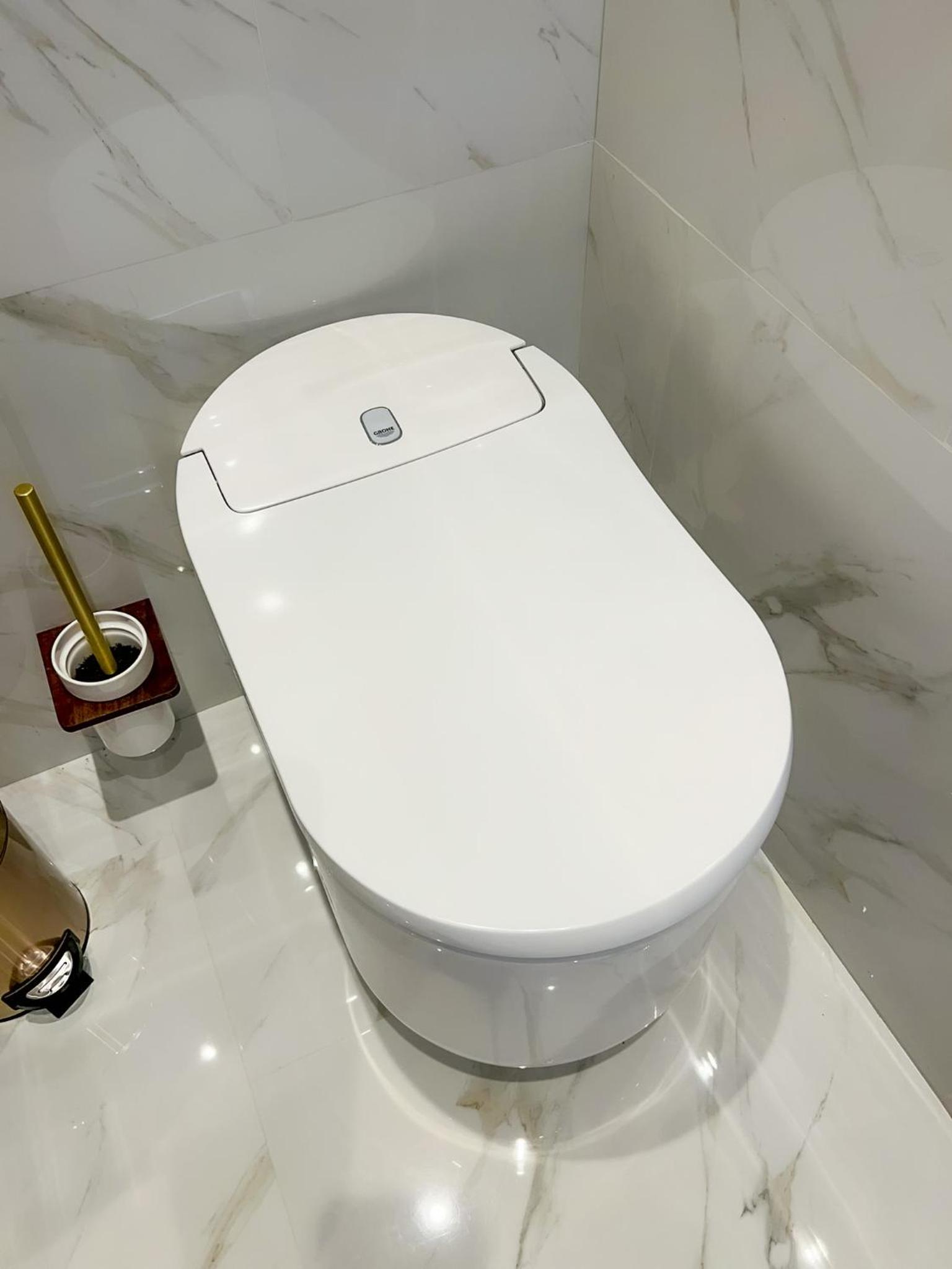 Double Room with Shared Bathroom photo 2