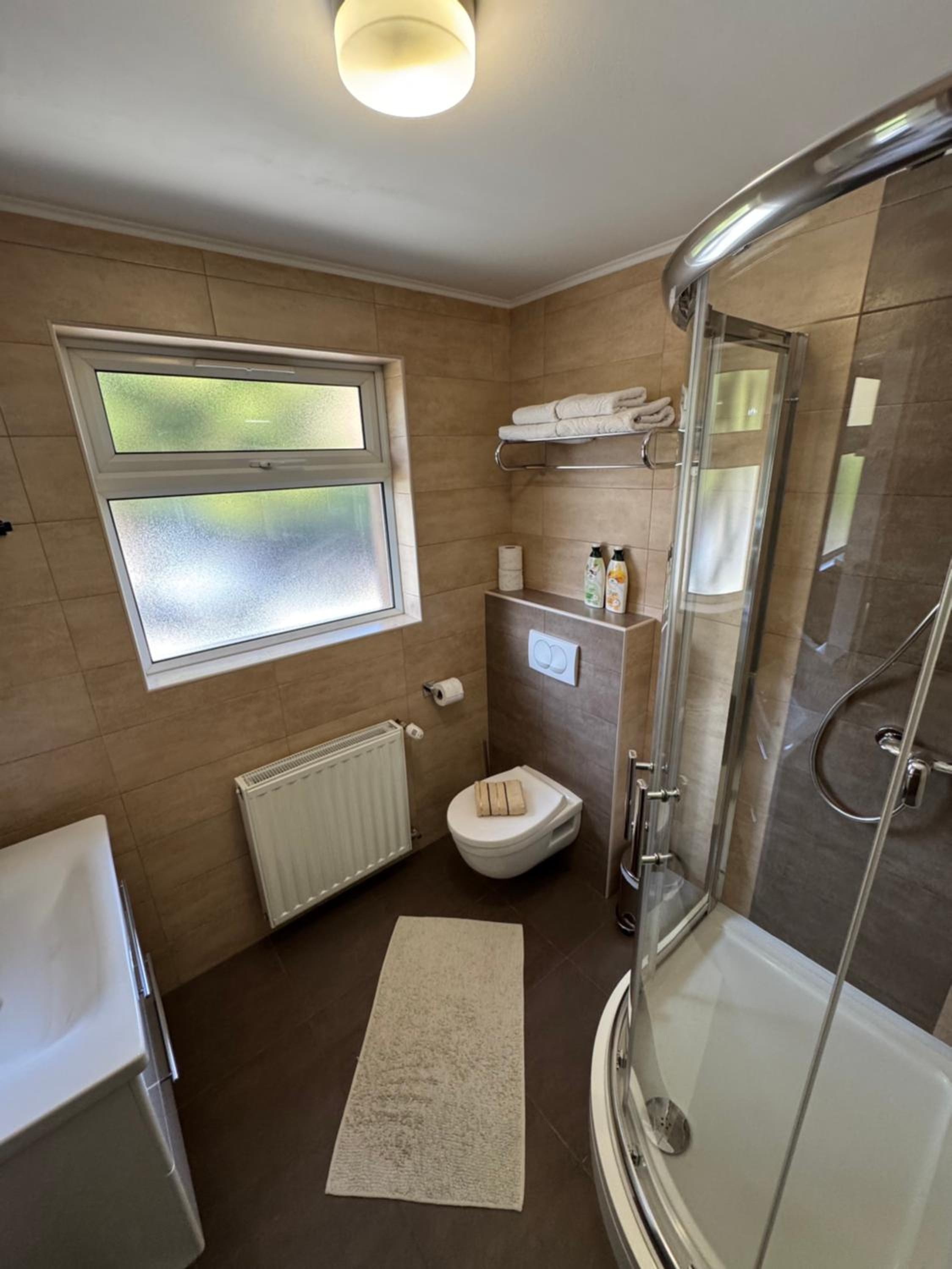 Double Room - Photo 3
