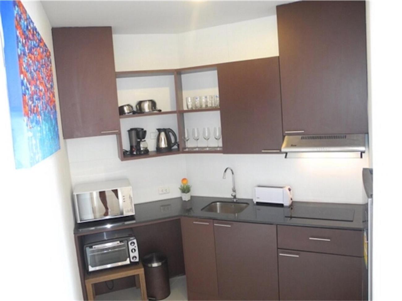 Apartment with Mountain View photo 2
