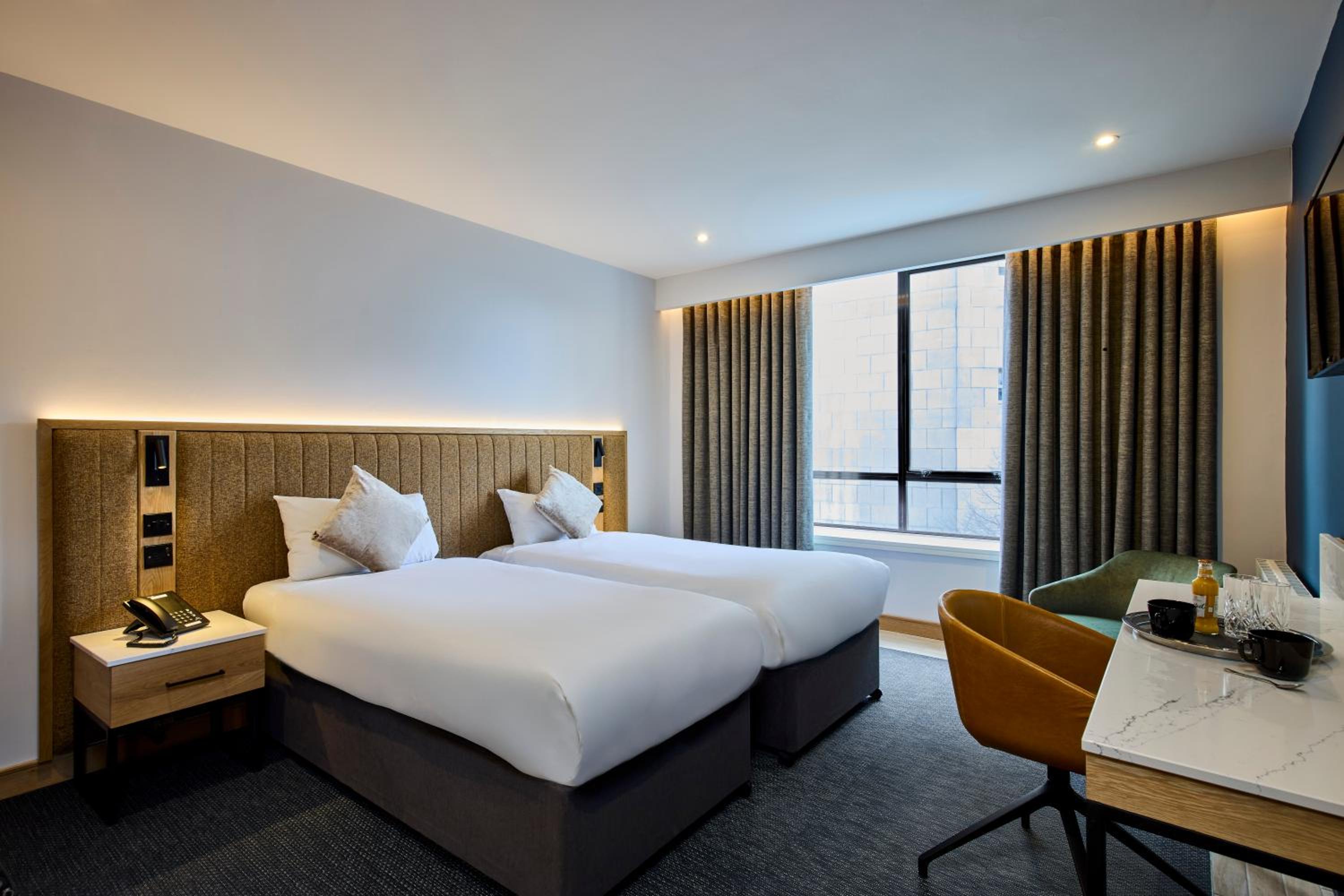 Superior Twin Room photo 1