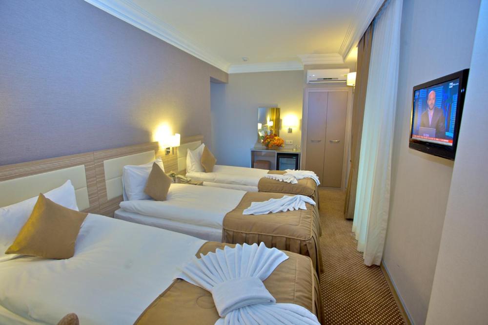 Standard Triple Room photo 3