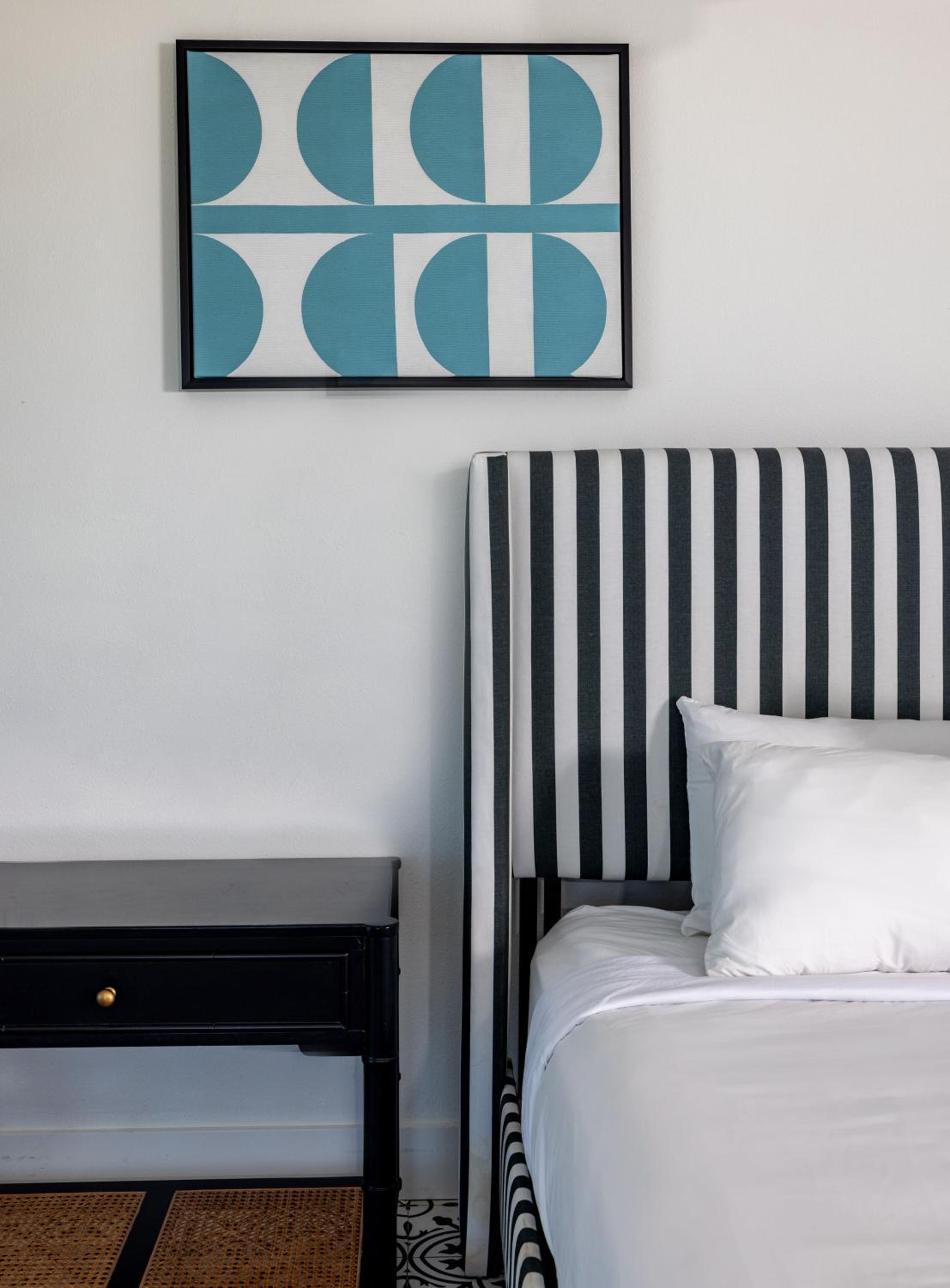Pool View Studio Suite with Terrace