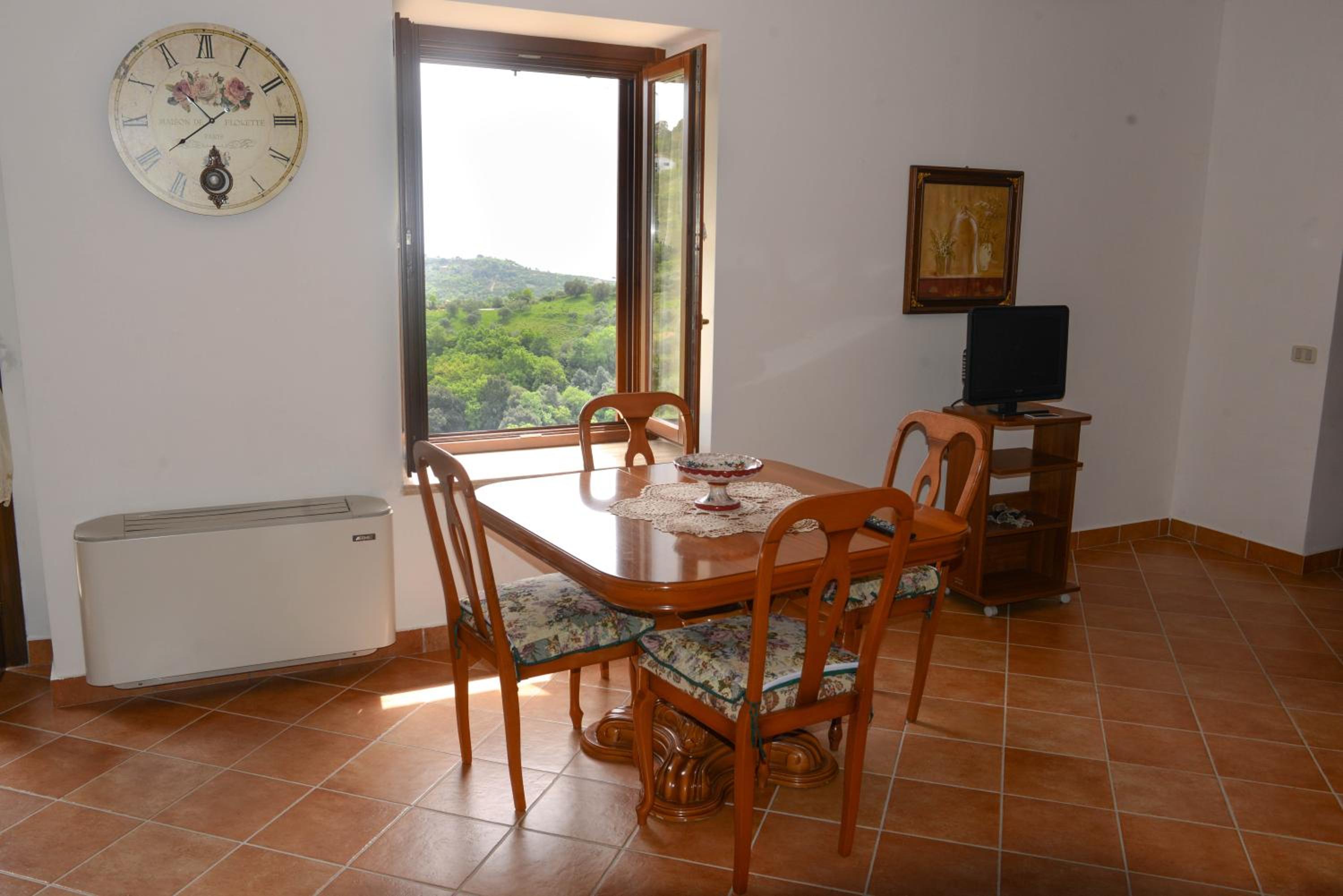 Two-Bedroom Apartment with Sea View photo 1
