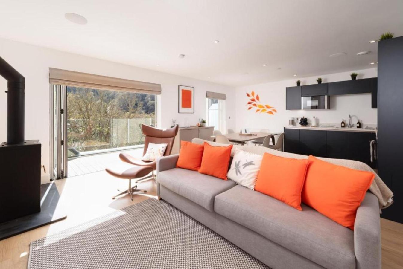 Two-Bedroom Apartment with River View photo 1
