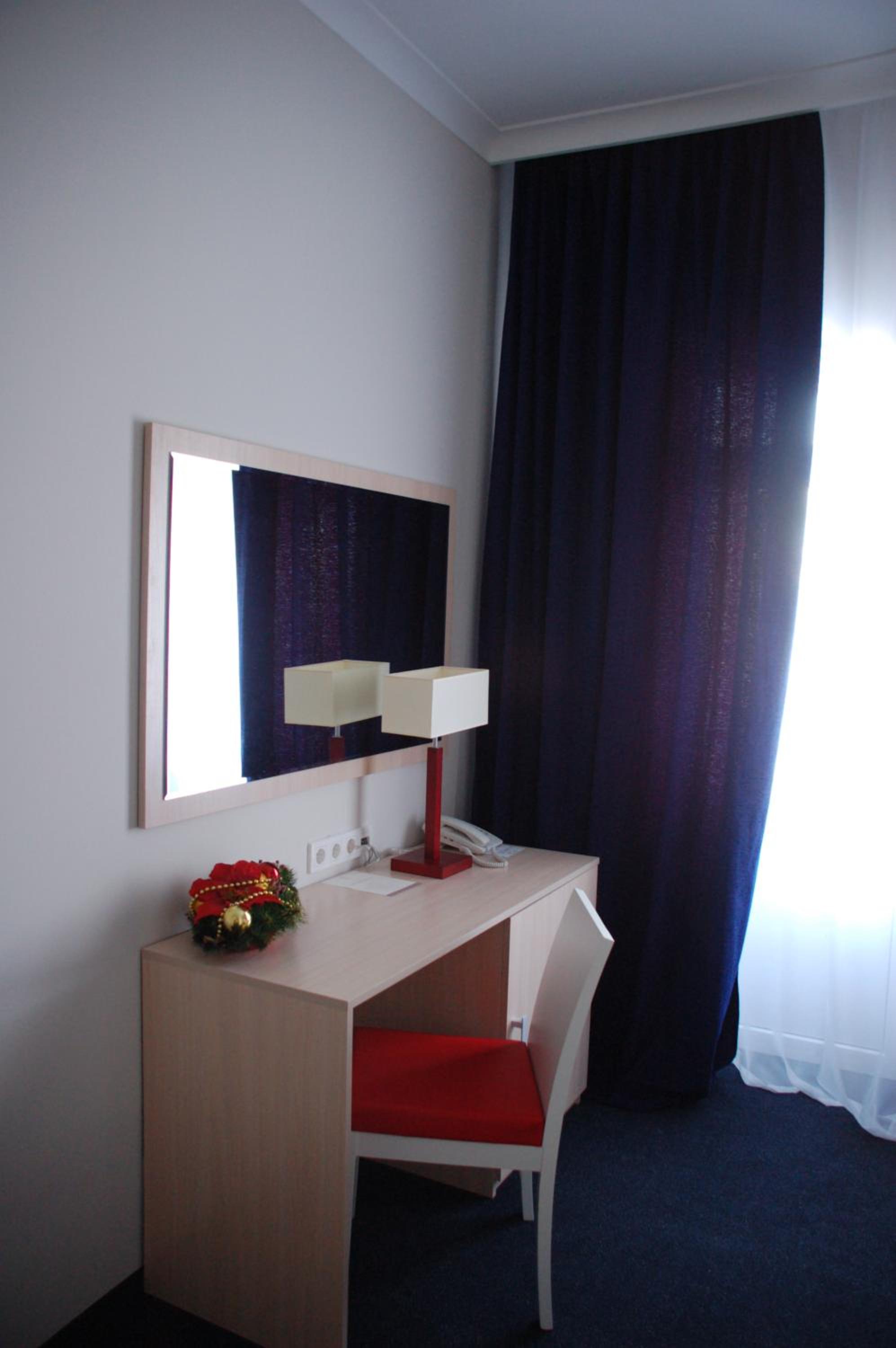 Superior Double or Twin Room photo 3