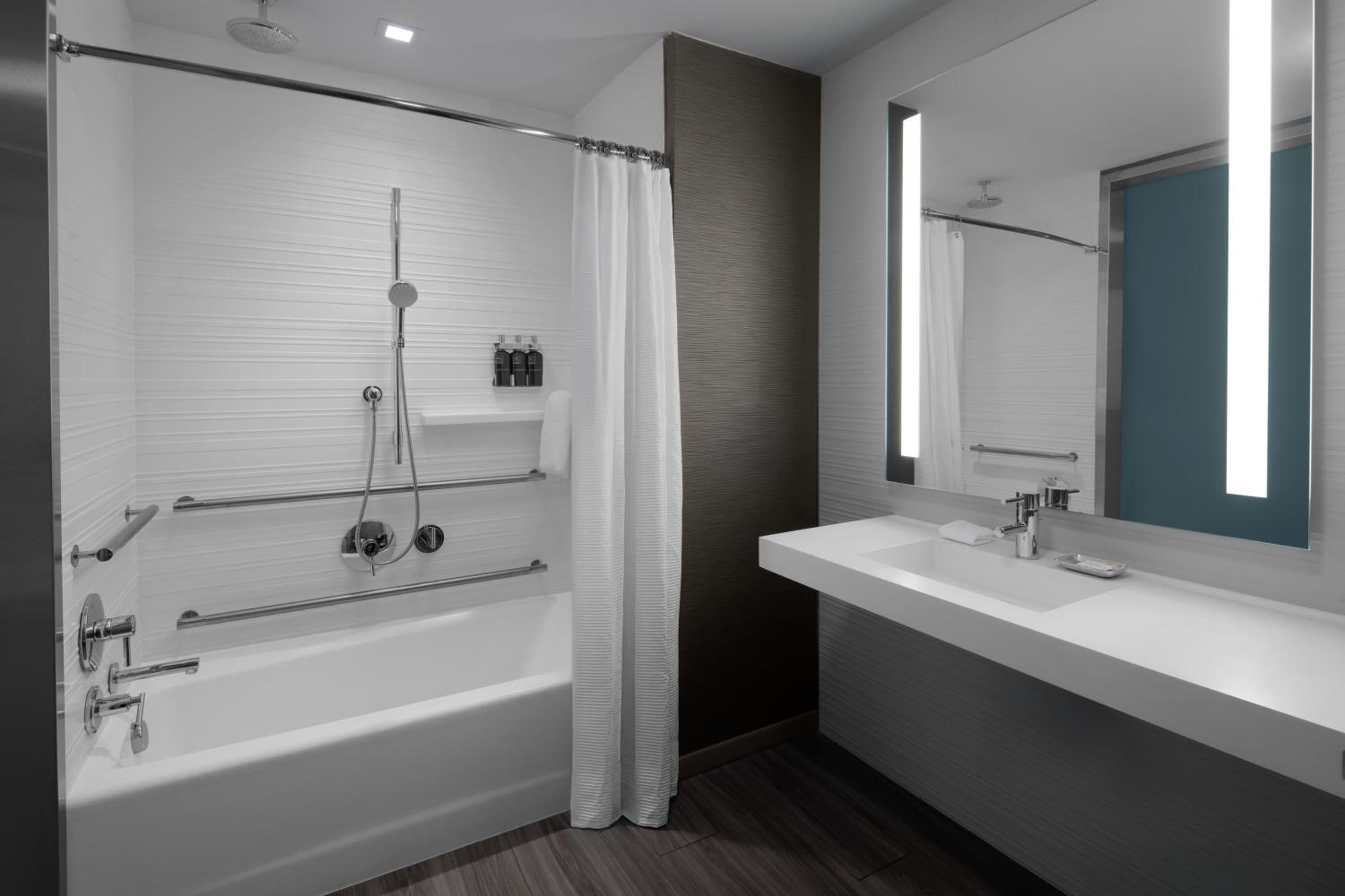 King Room with Sofa Bed and Adapted Tub - Mobility and Hearing Accessible