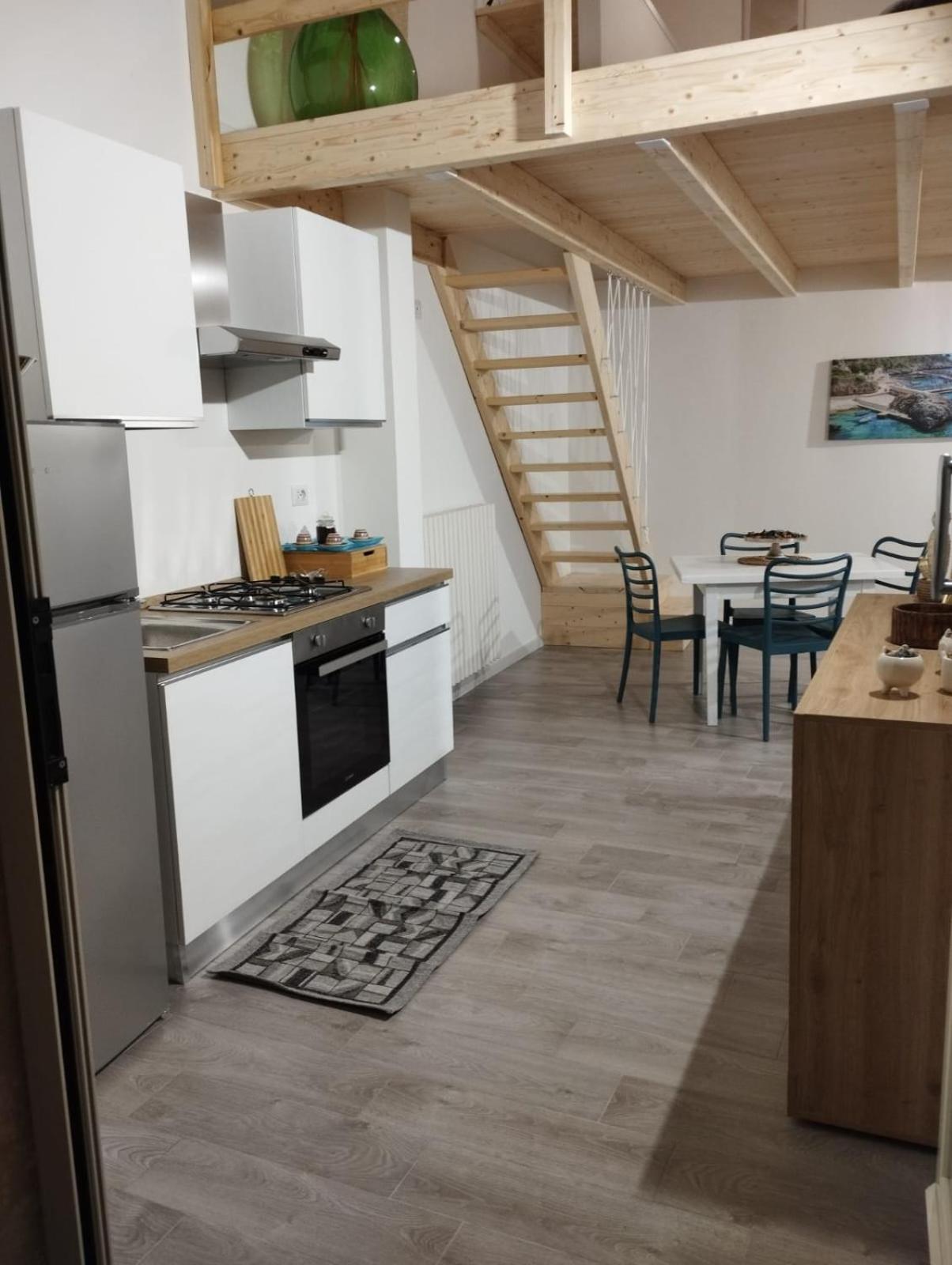One-Bedroom House photo 1