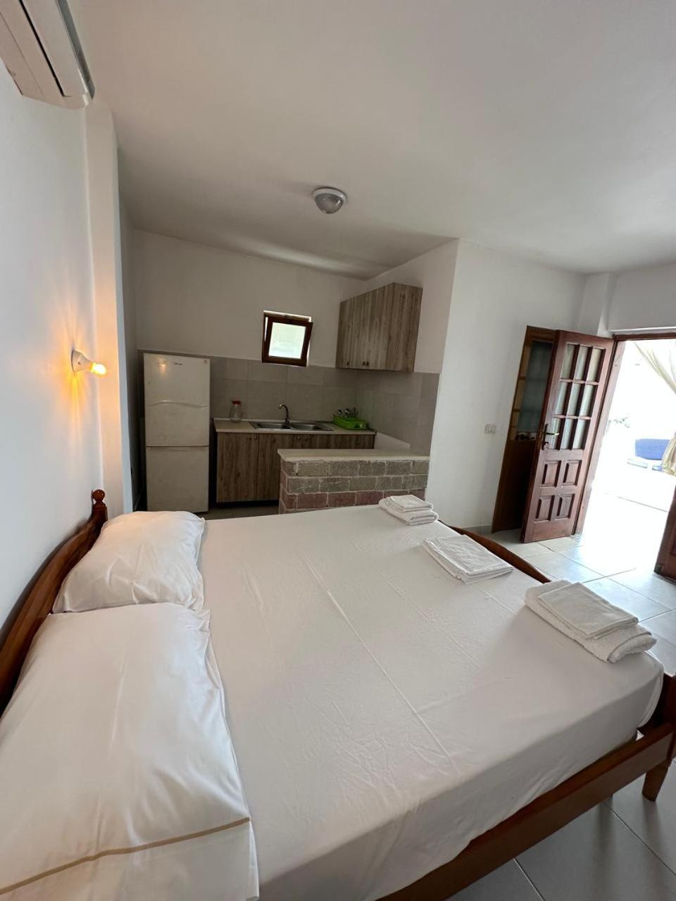 Standard Triple Room with Sea View