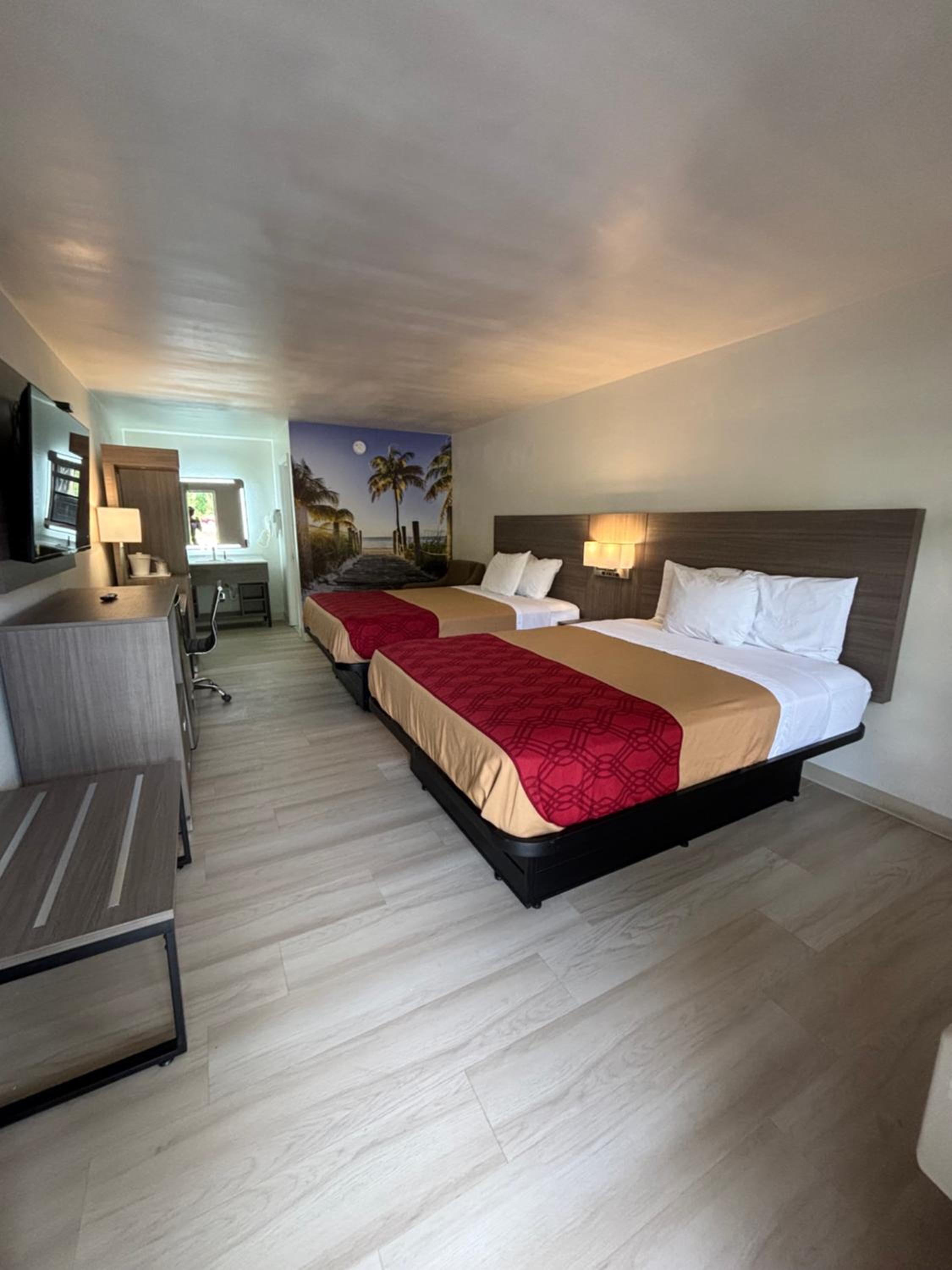 Queen Room with Two Queen Beds - Non-Smoking