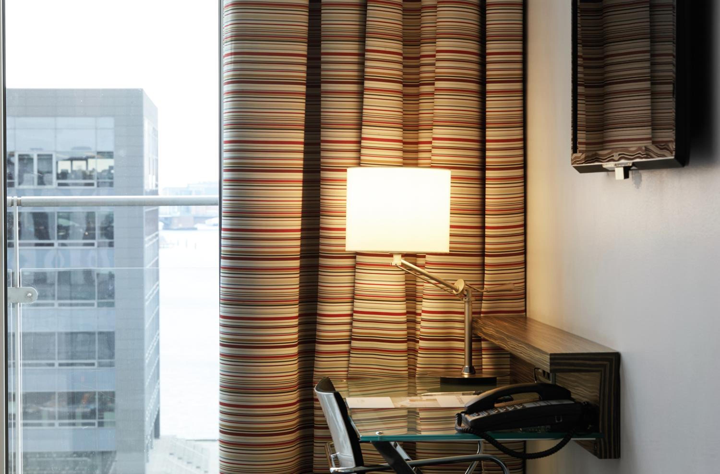 Superior Single Room With Harbor View photo 2