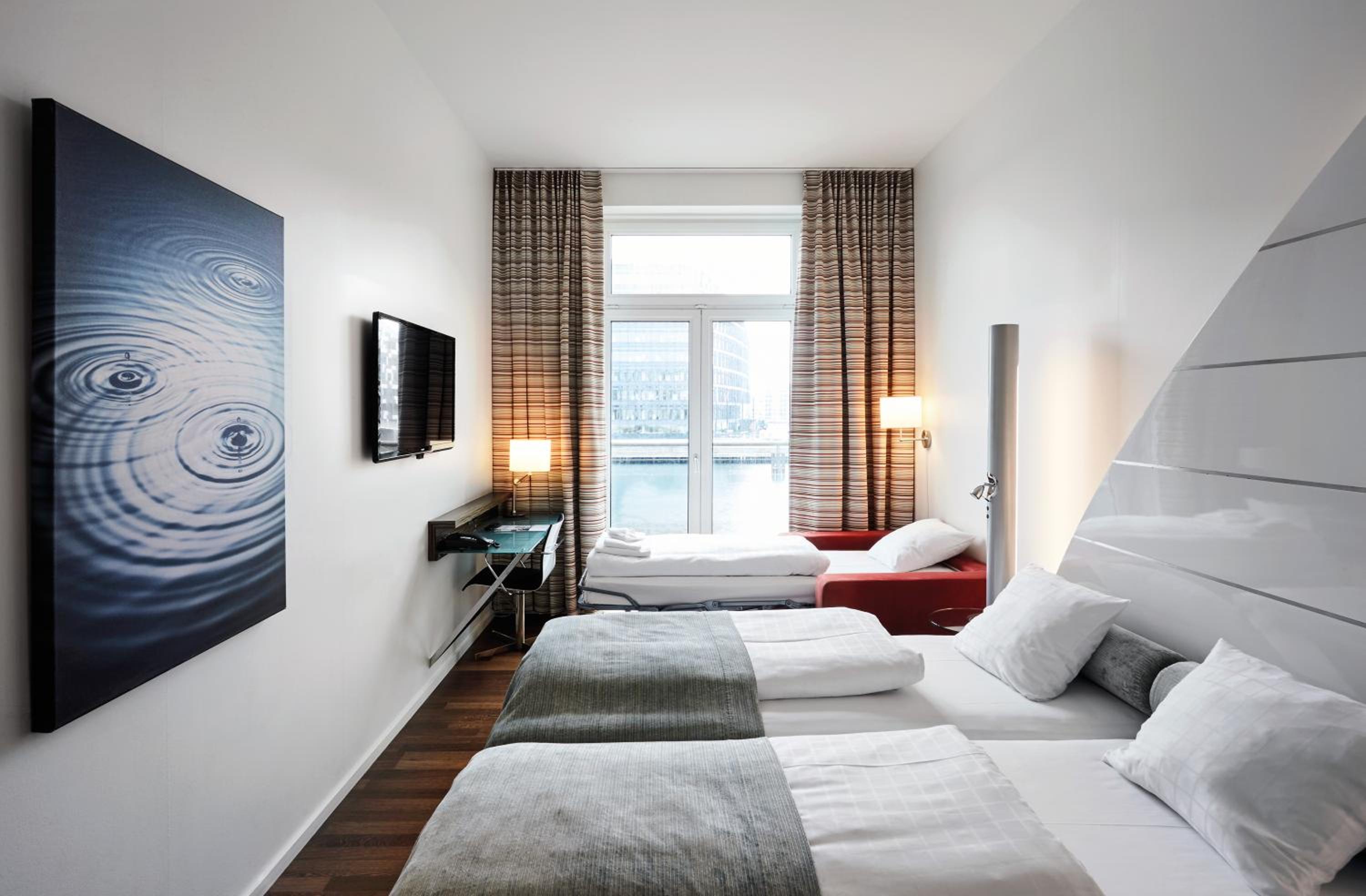 Standard Triple Room - Photo 9
