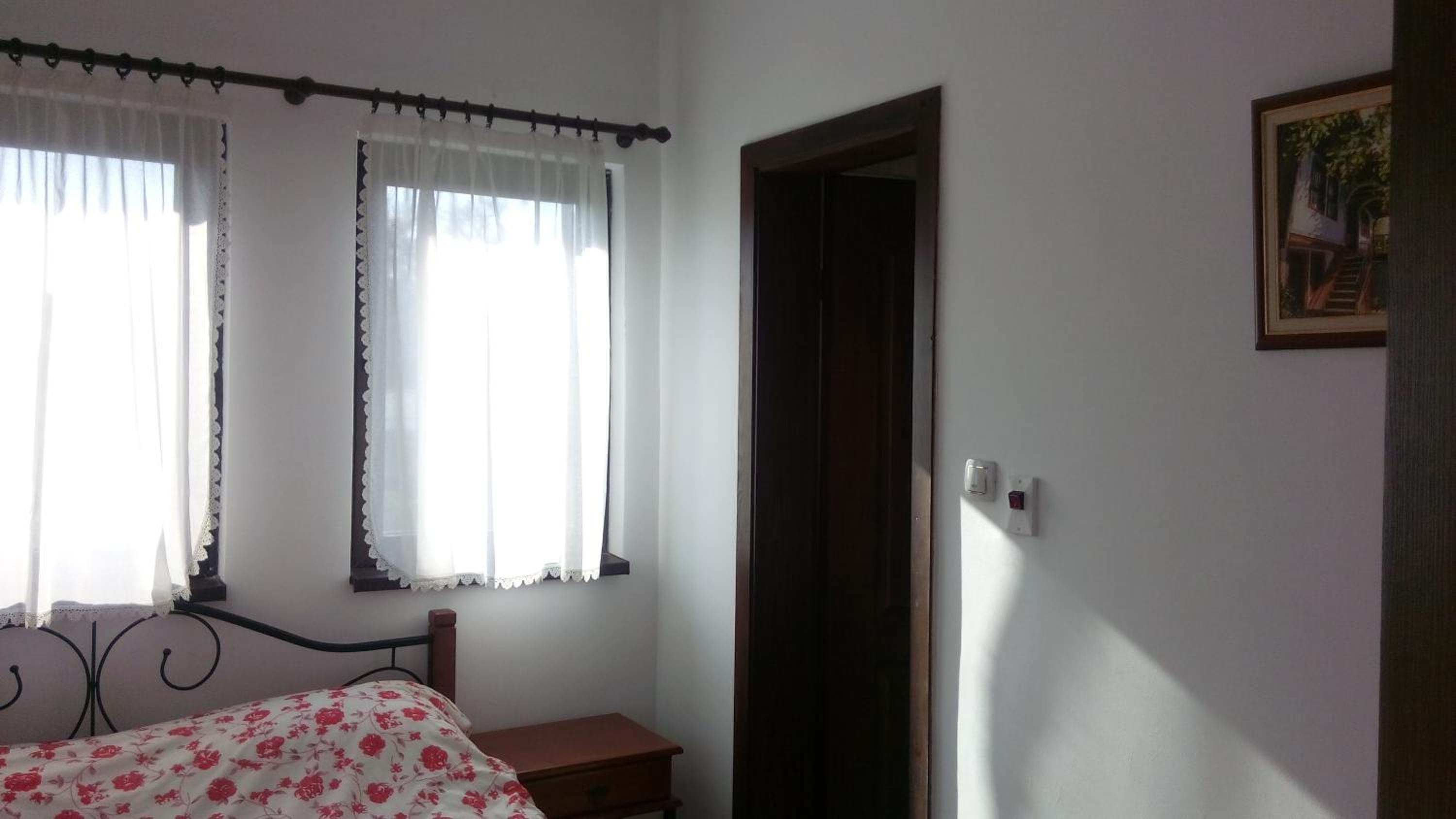 Deluxe King Room photo 1