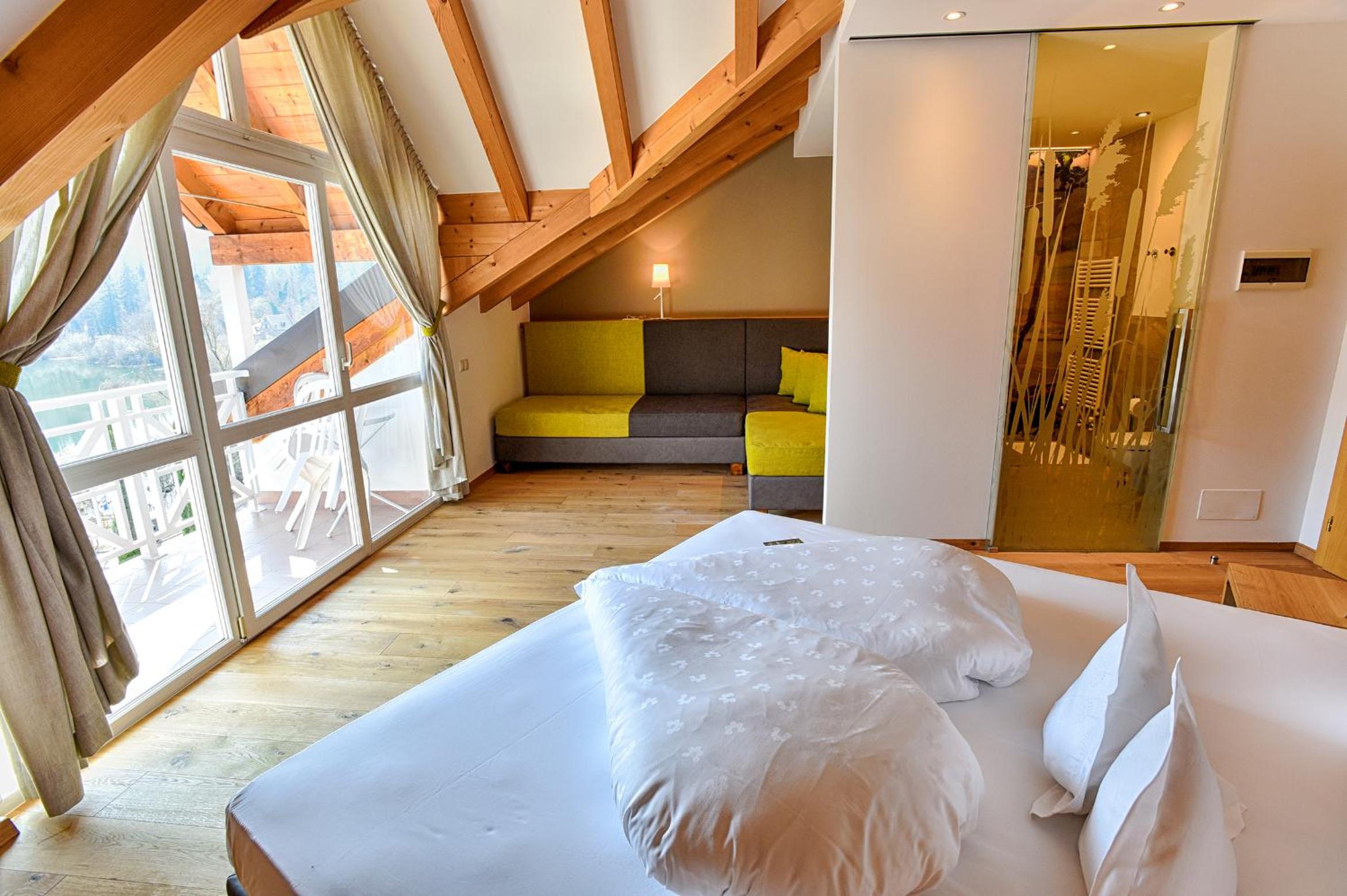 Suite with Lake View