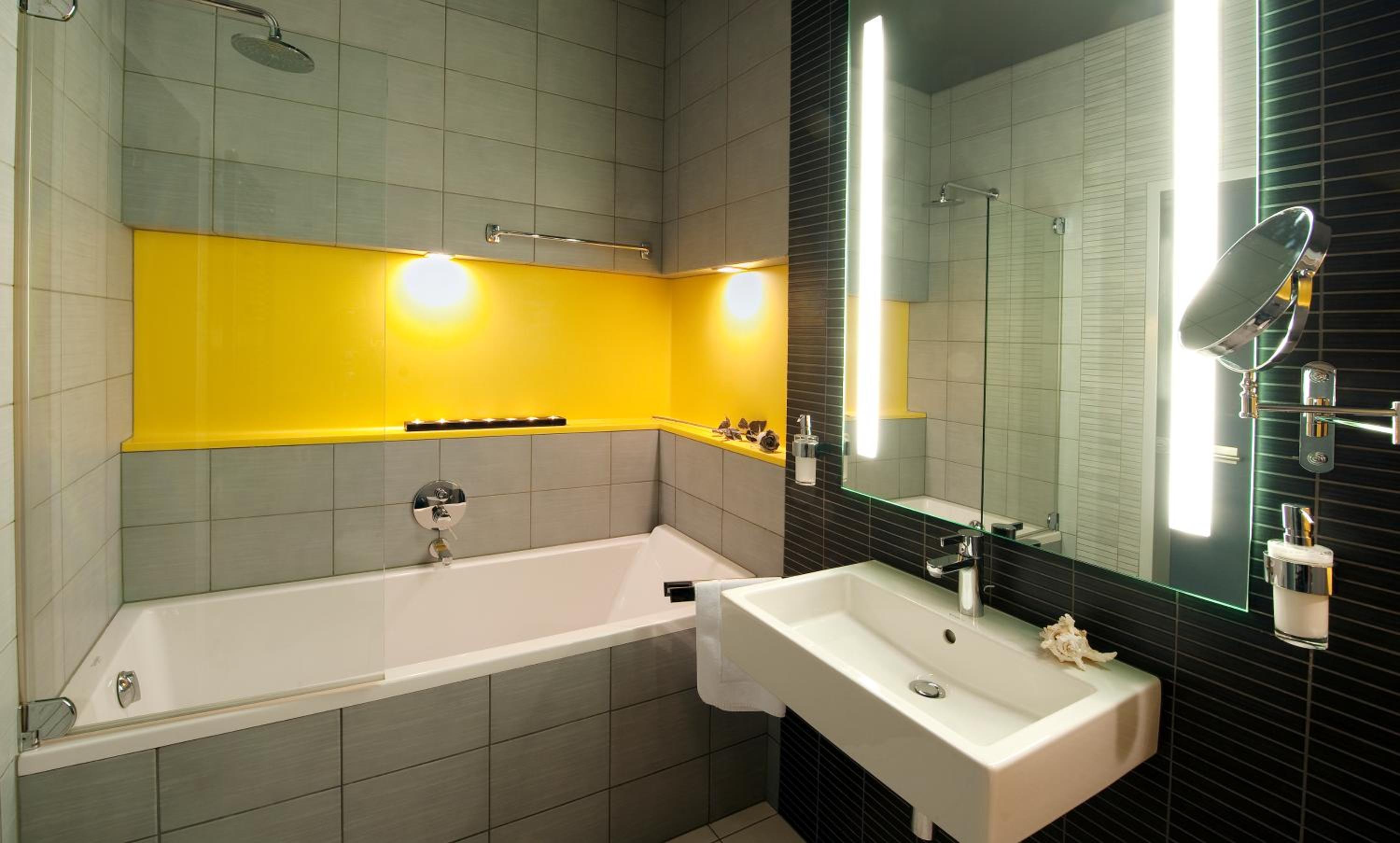 Standard Double Room - Photo 10