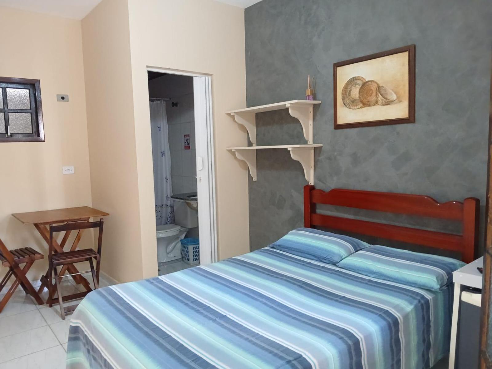 Budget Double Room - Photo 7