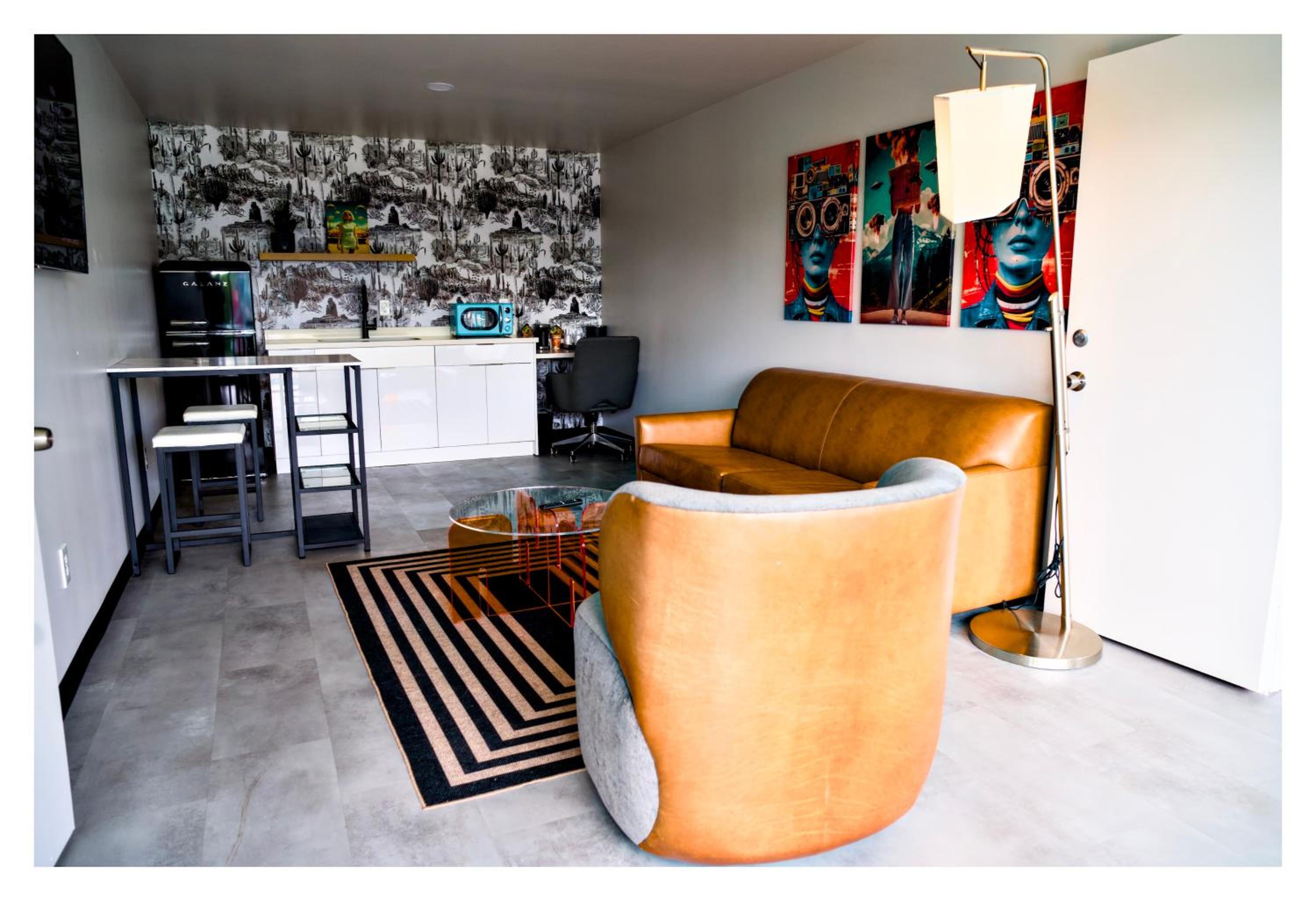 Superior King Suite - Non-Smoking - Photo 1