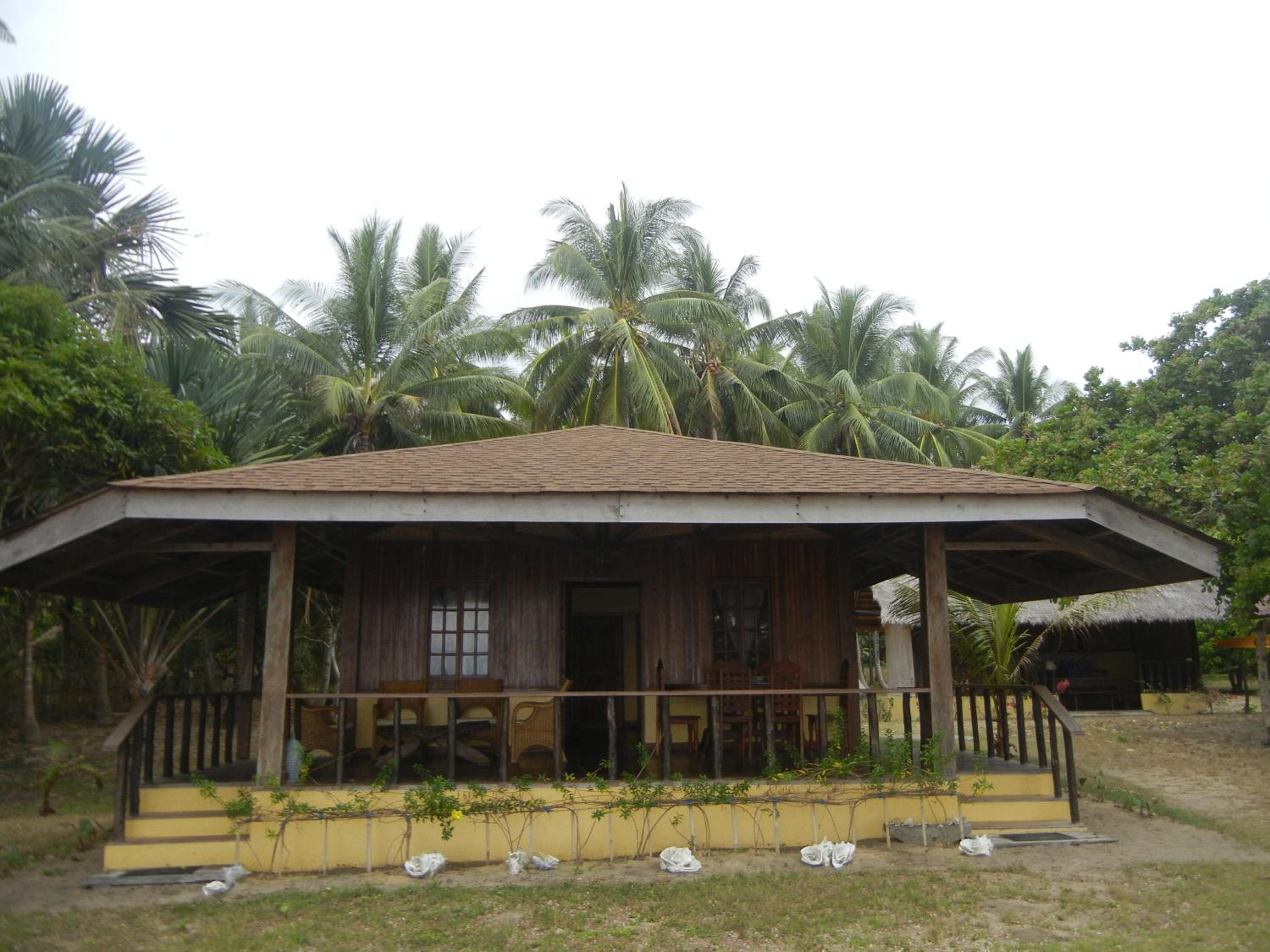 Bungalow with Sea View - Photo 9