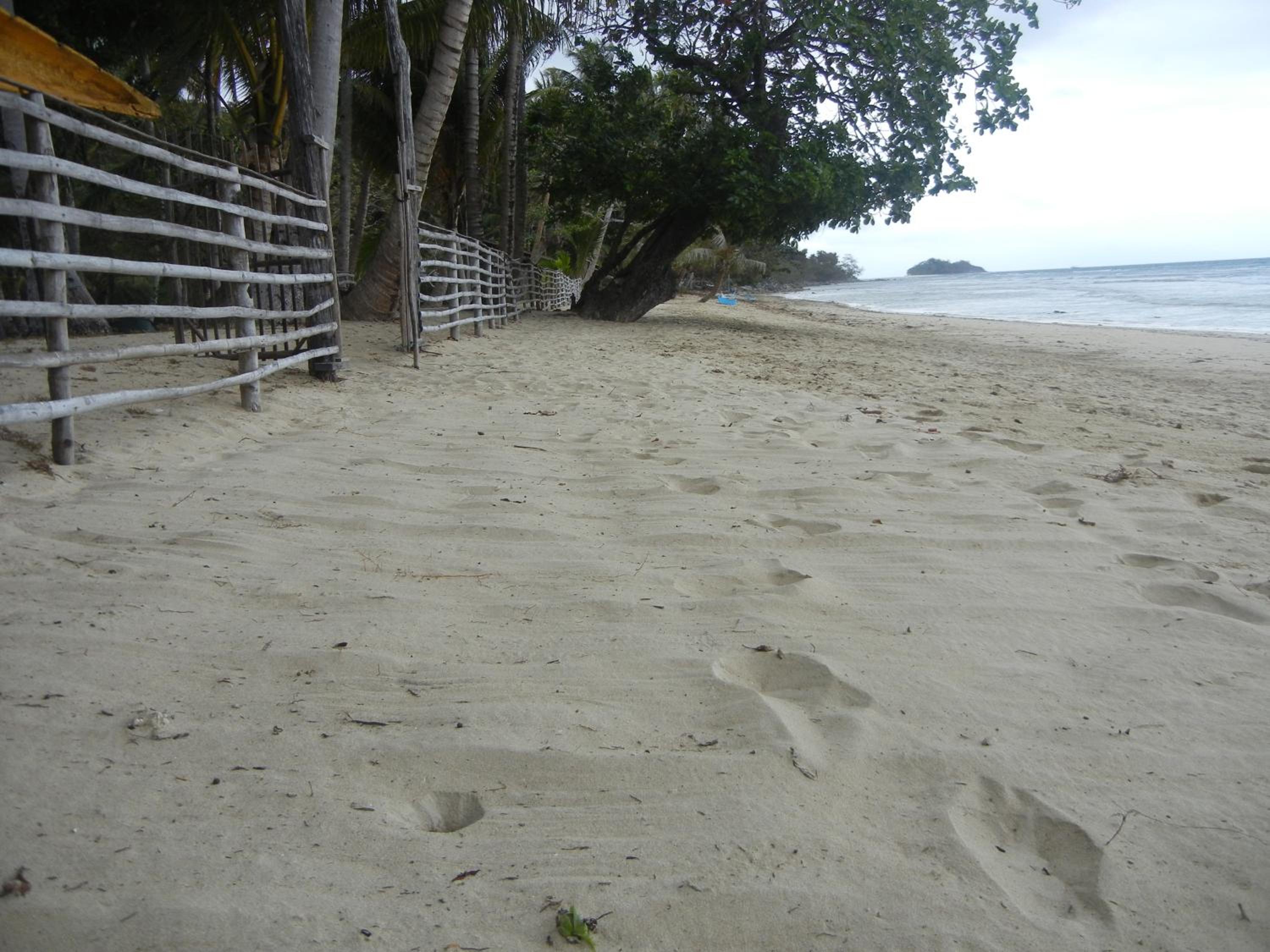 Bungalow with Sea View - Photo 10