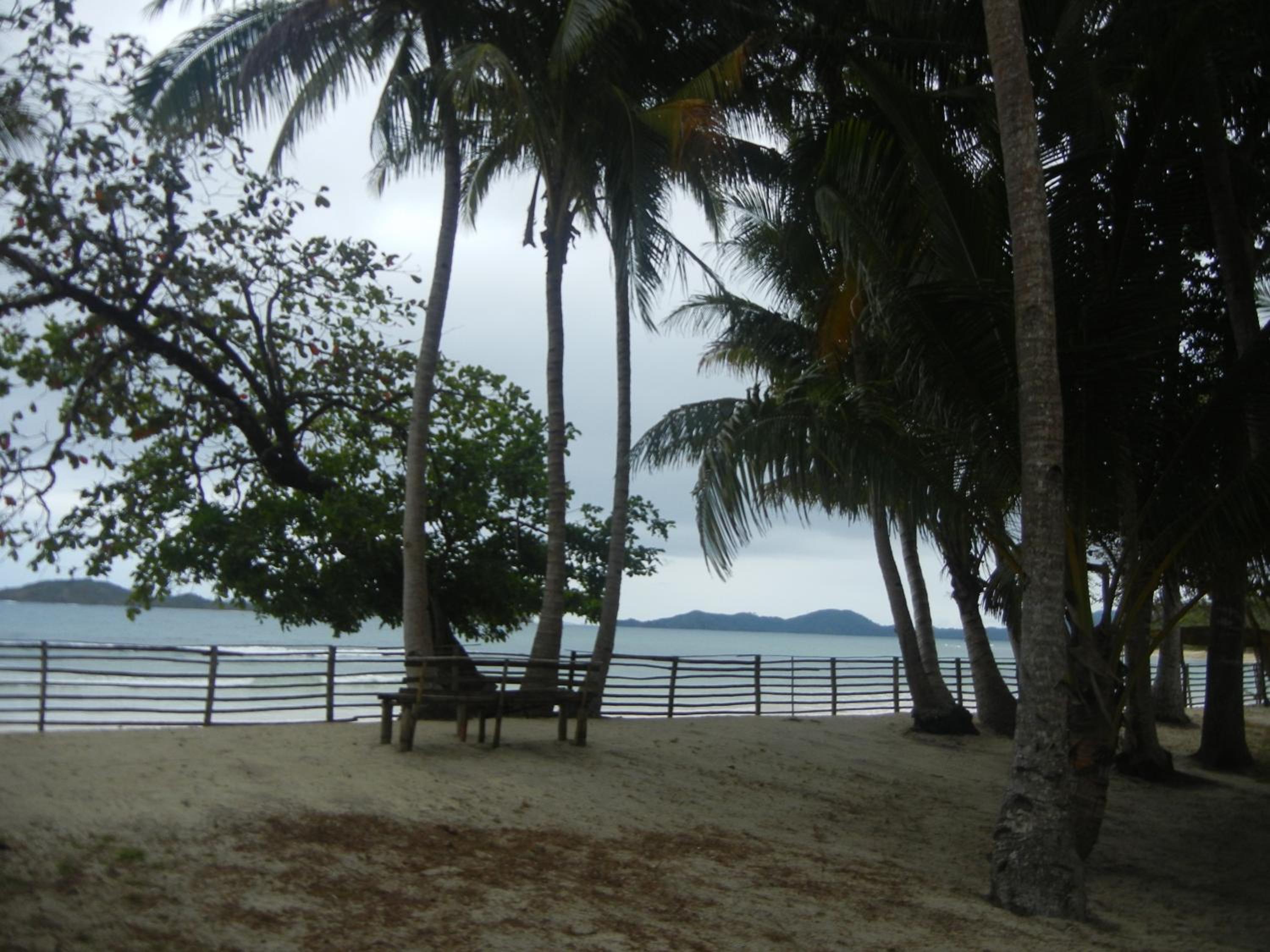 Bungalow with Sea View - Photo 11